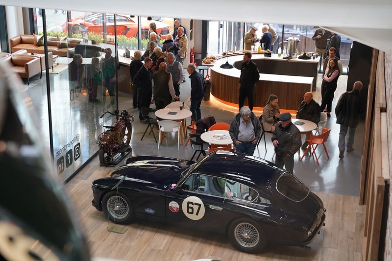 The Mercedes-Benz Owners Club Return