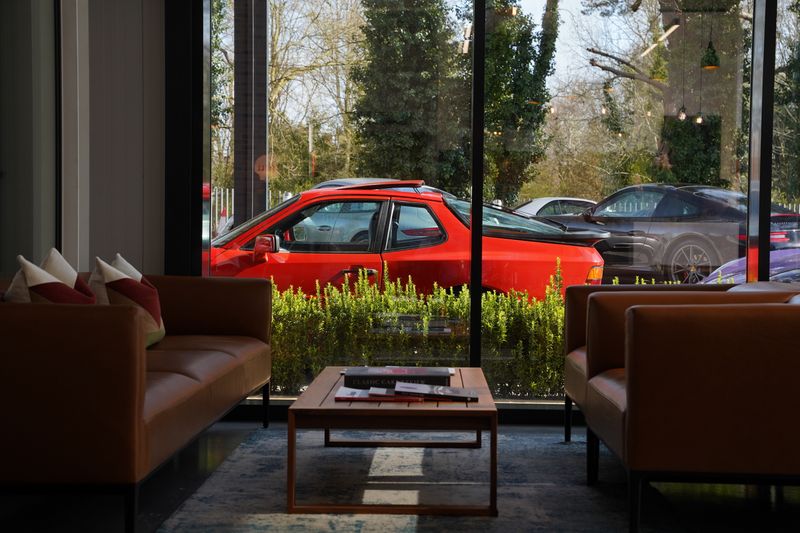 Porsche Owners Club GB visit Hilton & Moss