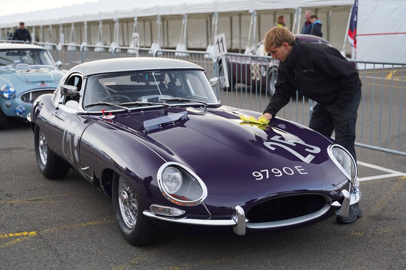 Hilton & Moss wrap up the race season at Silverstone