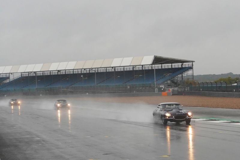 Hilton & Moss wrap up the race season at Silverstone