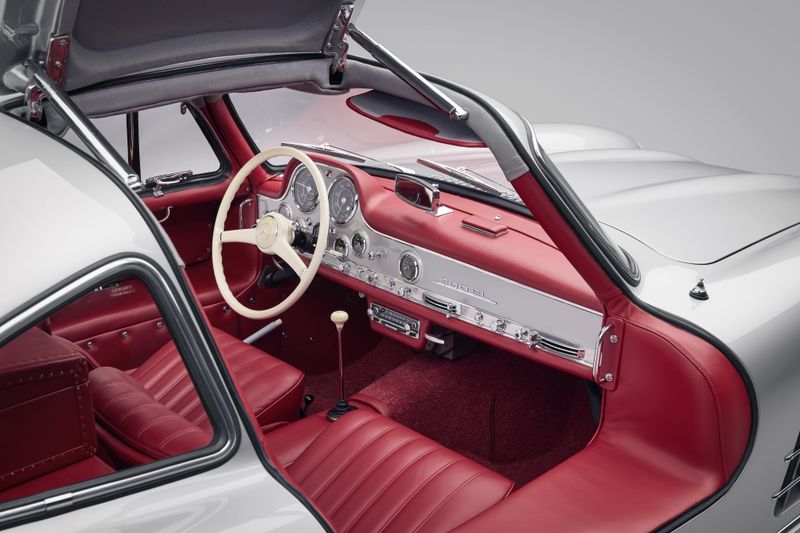 INTRODUCING THE RESTORED 1956 MERCEDES-BENZ W198 300SL GULLWING