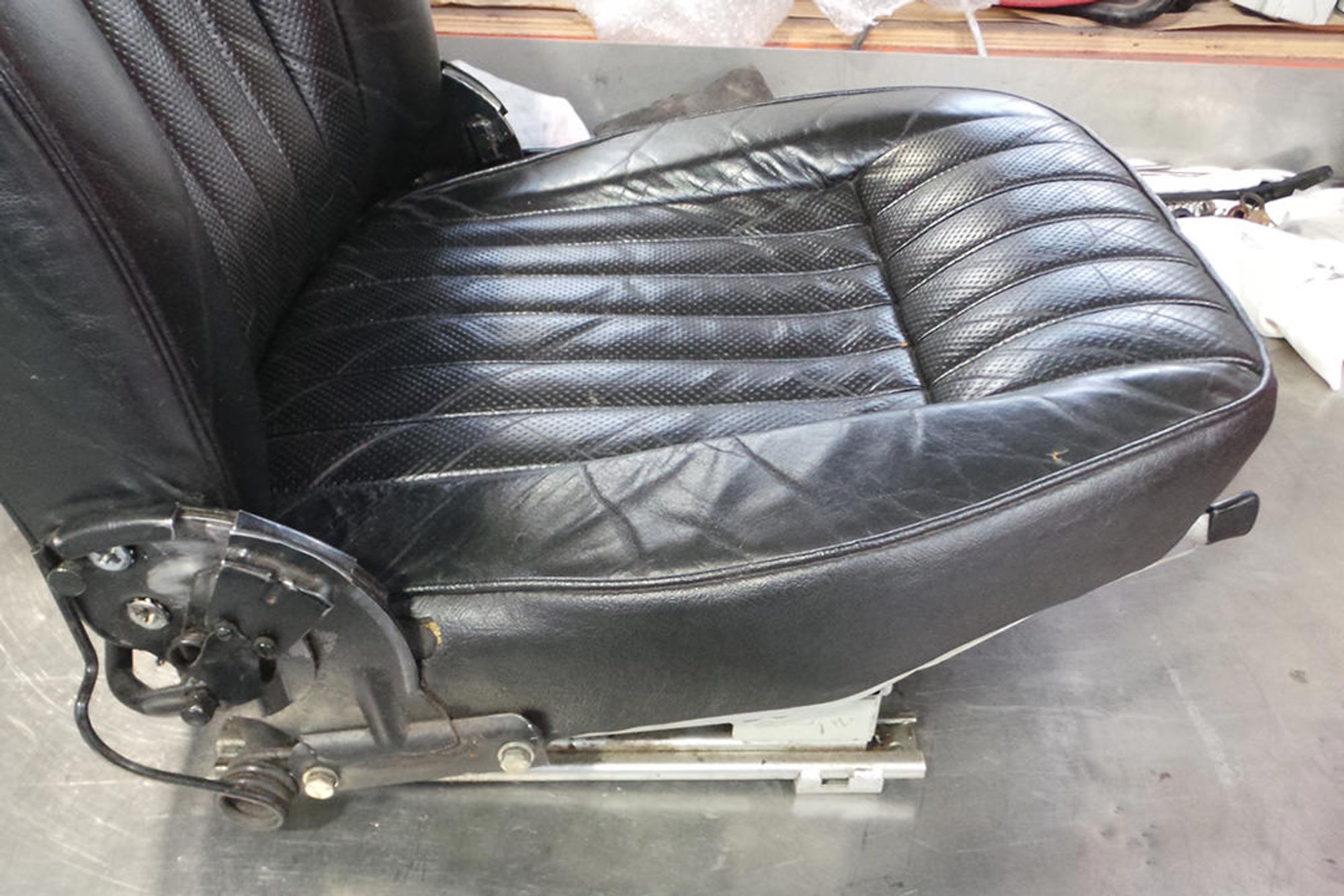 JAGUAR E-TYPE 4.2 ROADSTER Restoration