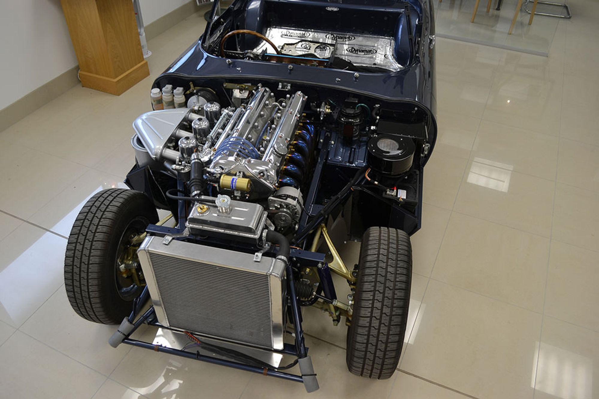 JAGUAR E-TYPE SERIES 1 ROADSTER Restoration
