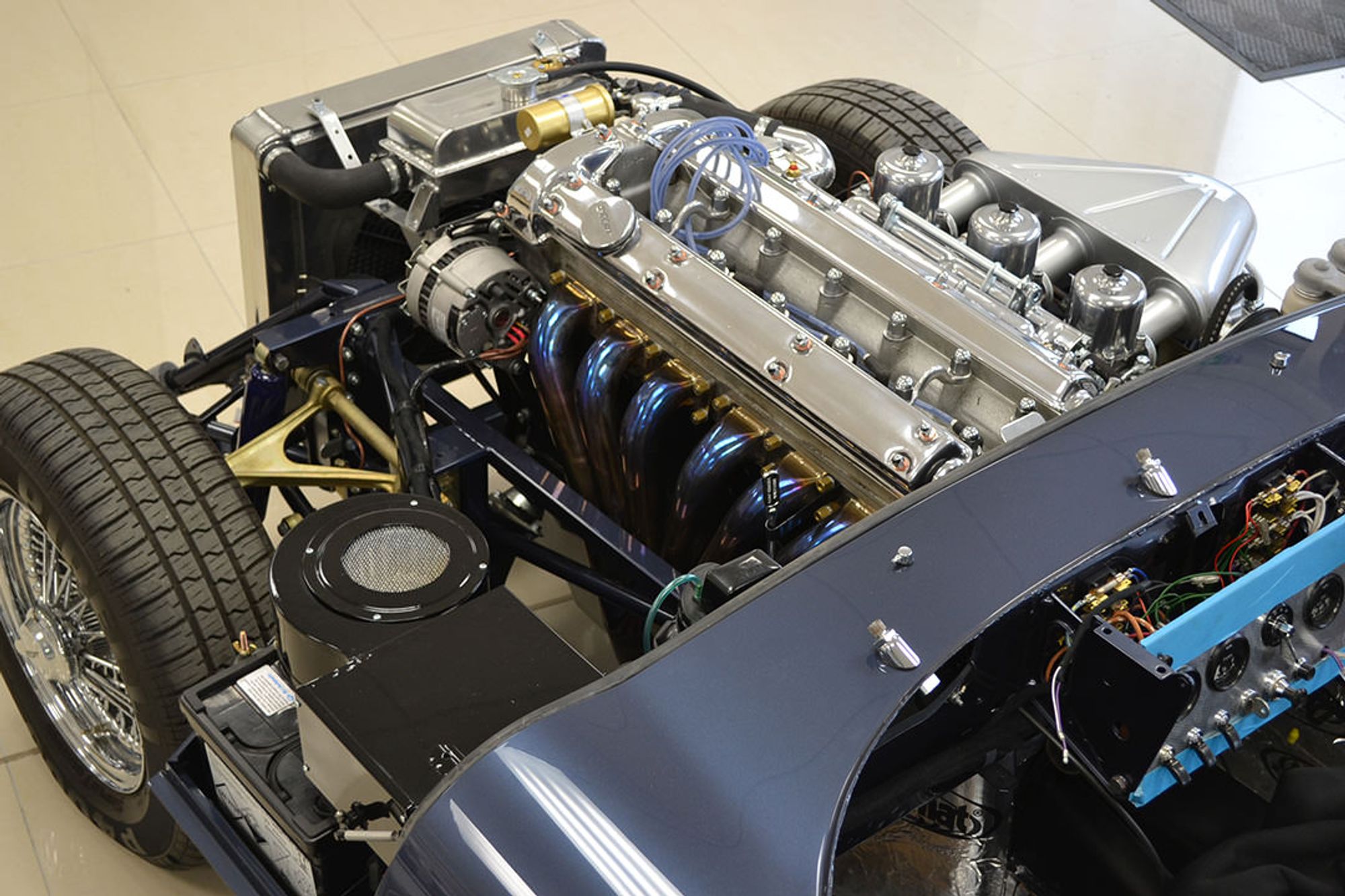JAGUAR E-TYPE SERIES 1 ROADSTER Restoration