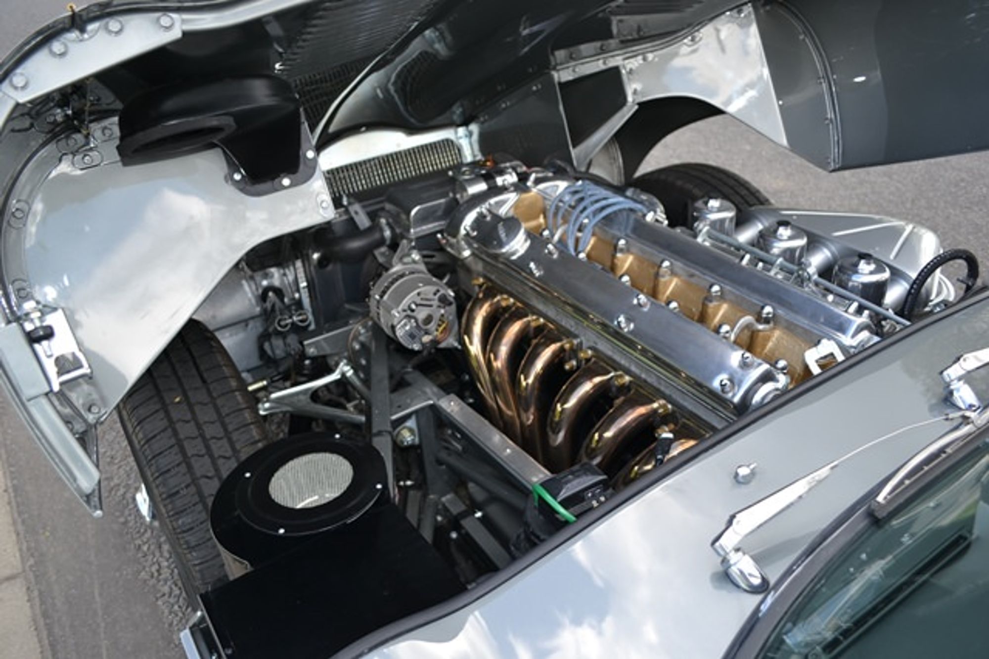 Jaguar E-type Roadster Restoration