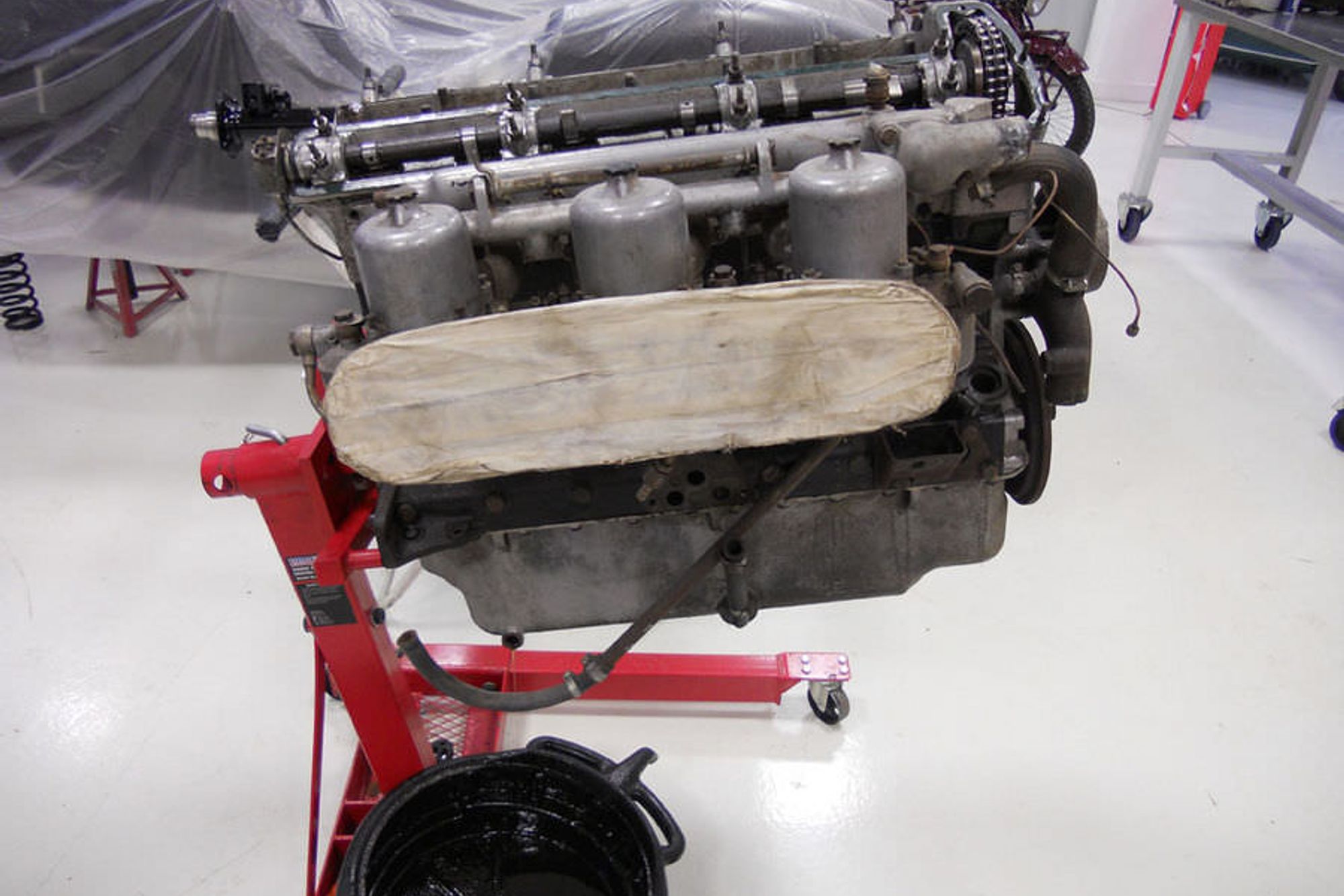 Jaguar E-type Roadster Restoration