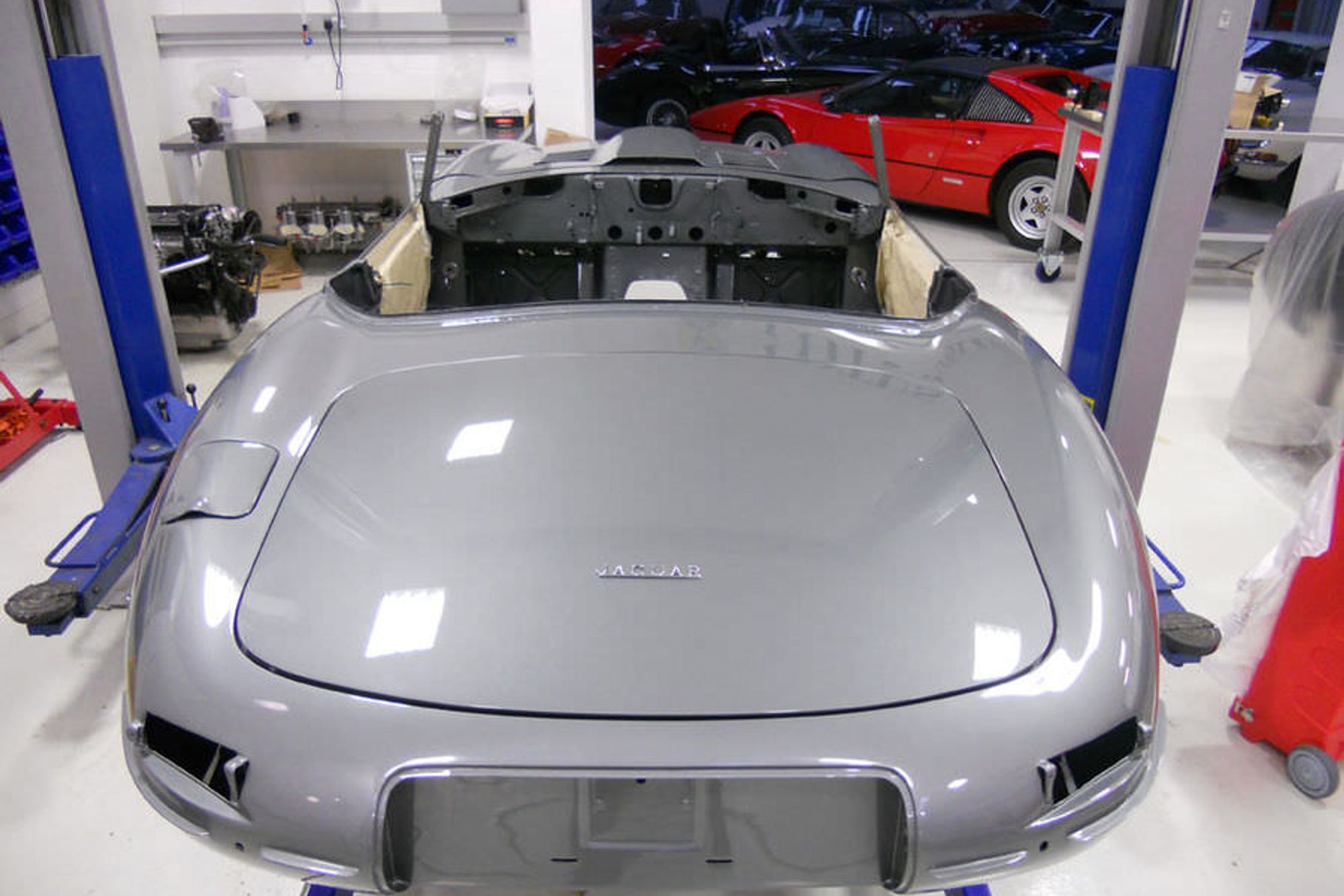 Jaguar E-type Roadster Restoration
