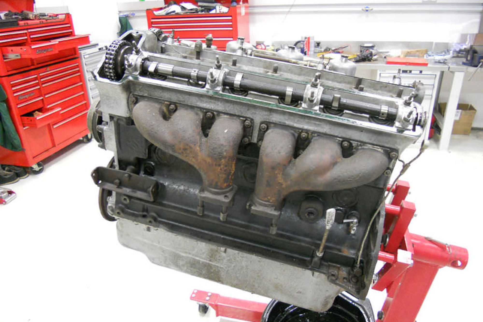 Jaguar E-type Roadster Restoration