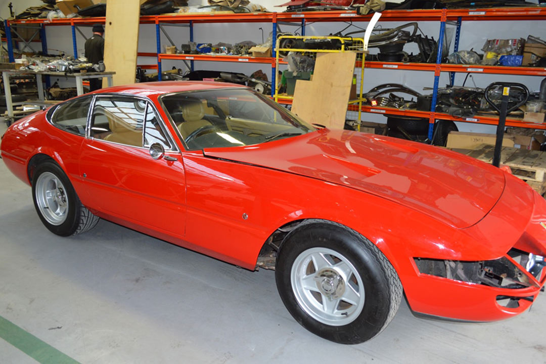FERRARI DAYTONA 365GTB/4 Restoration