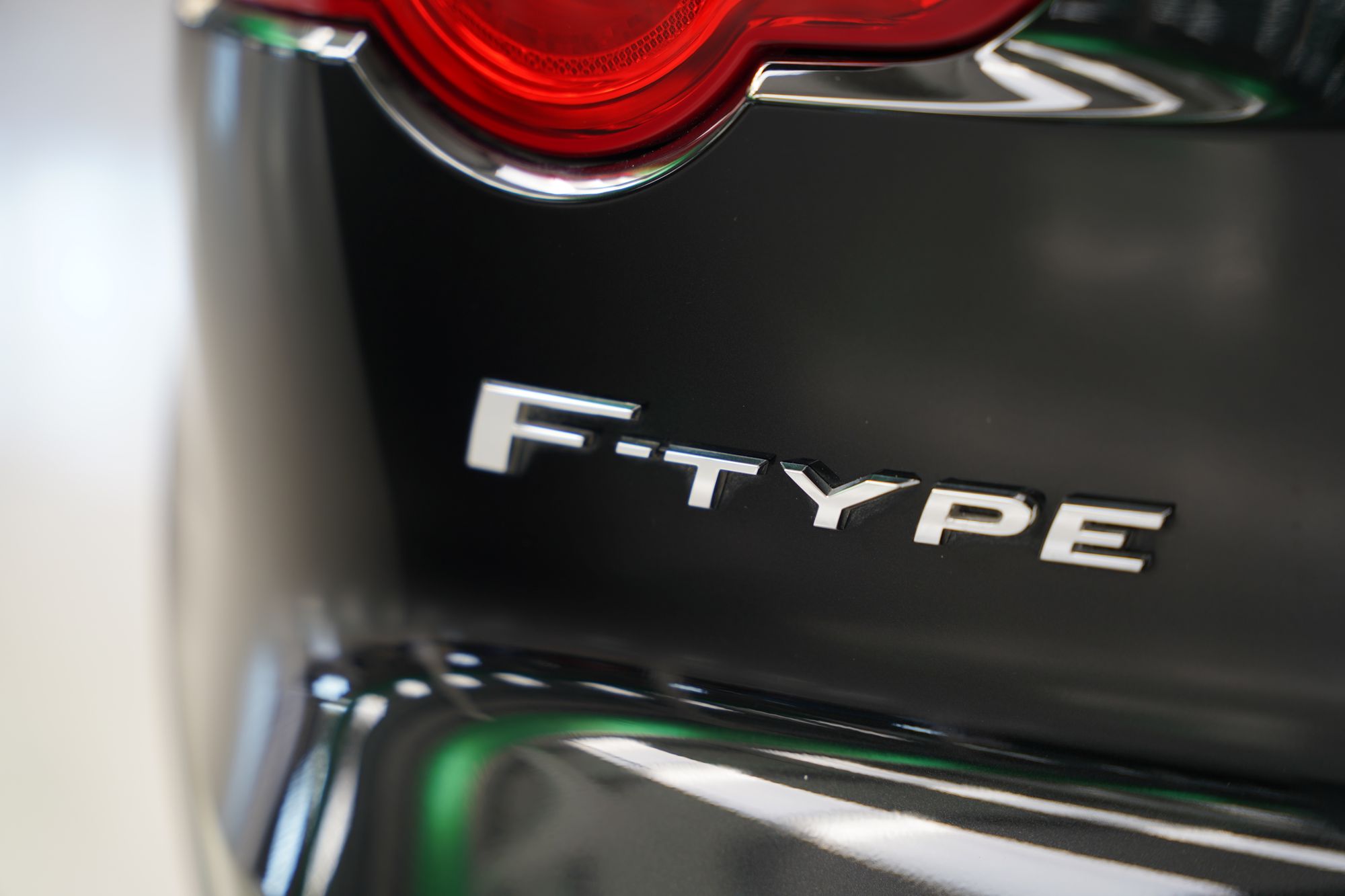 2015 Jaguar F-Type V6