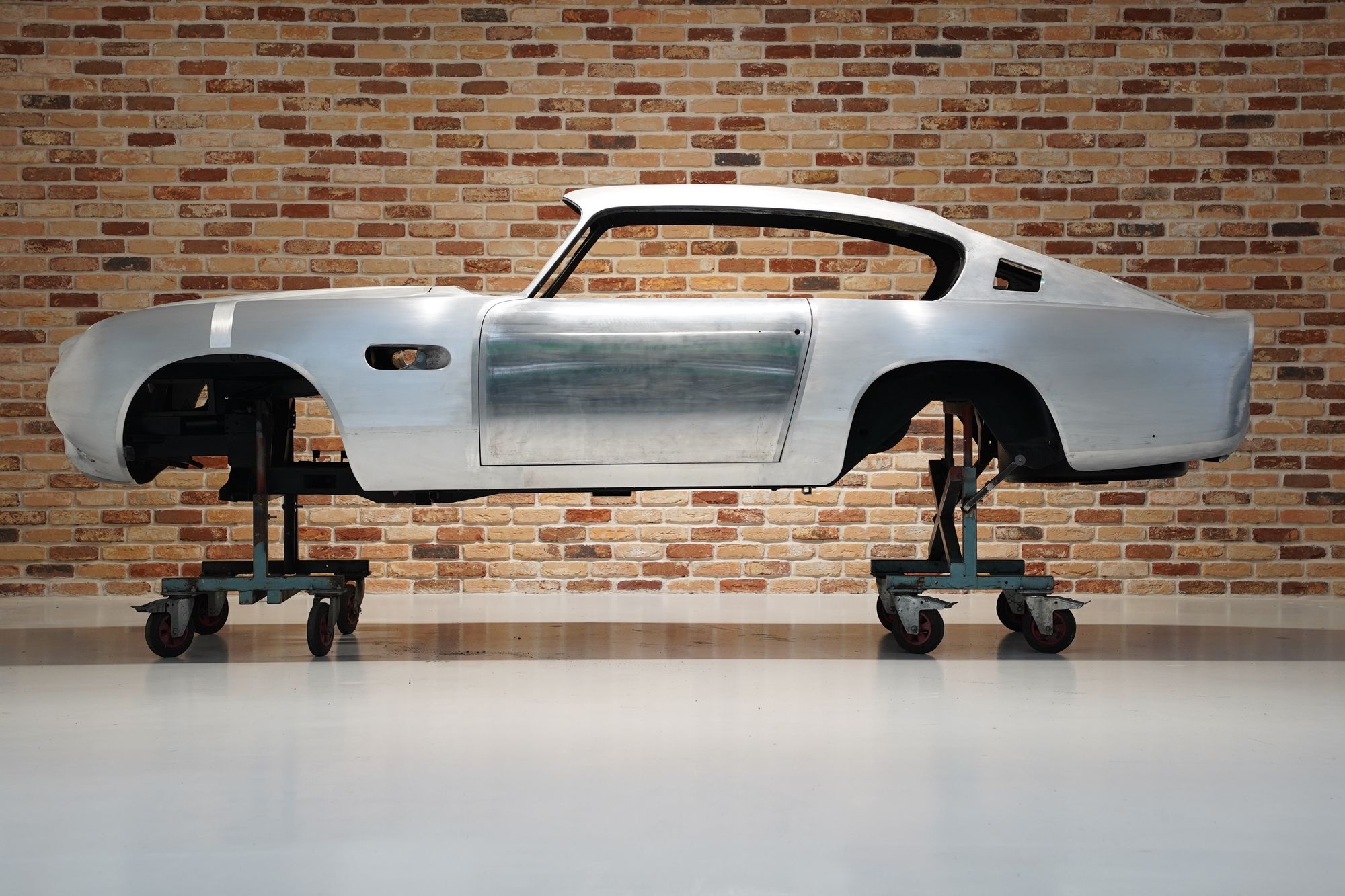 1967 Aston Martin DB6 Restoration