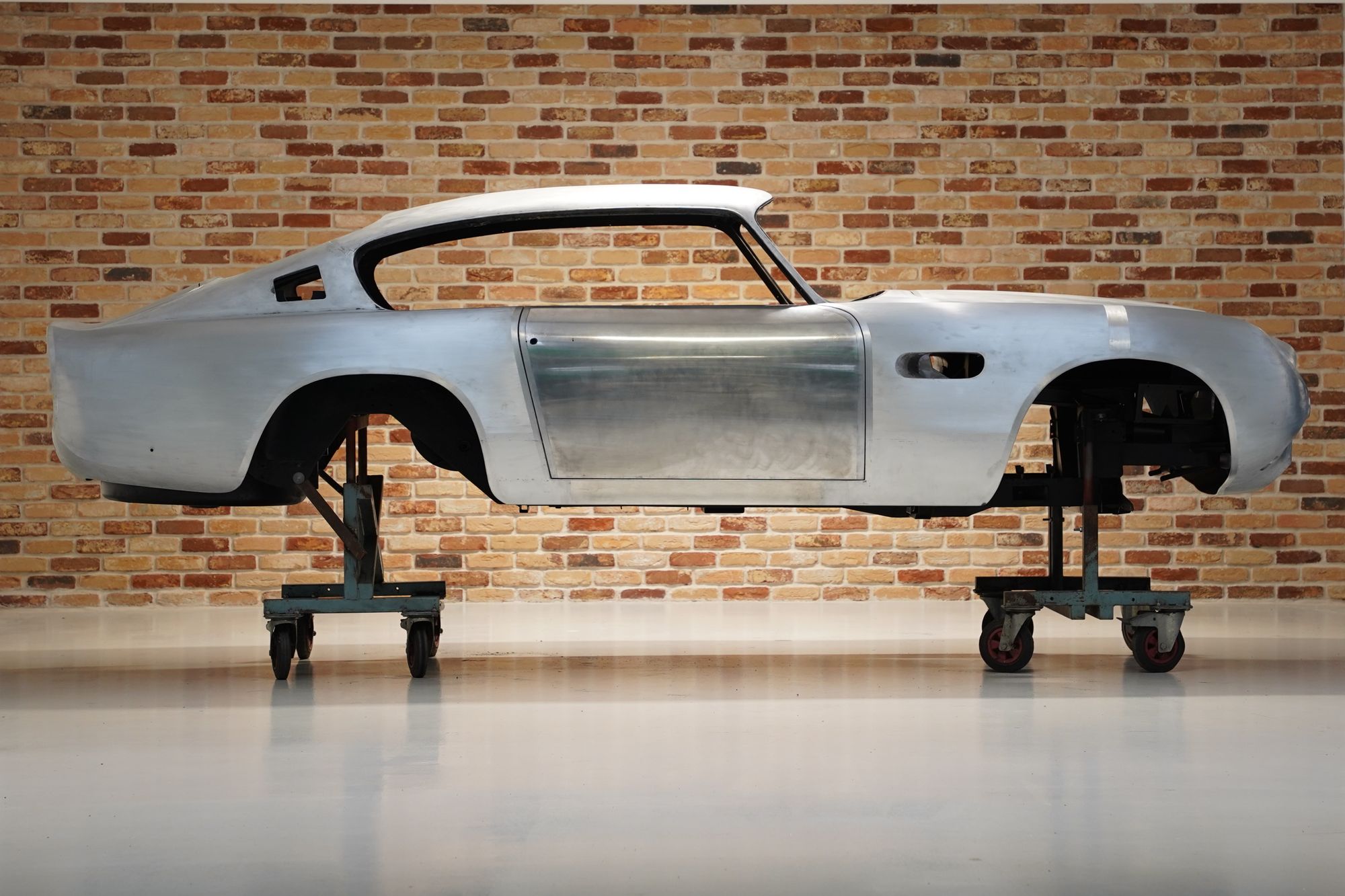 1967 Aston Martin DB6 Restoration