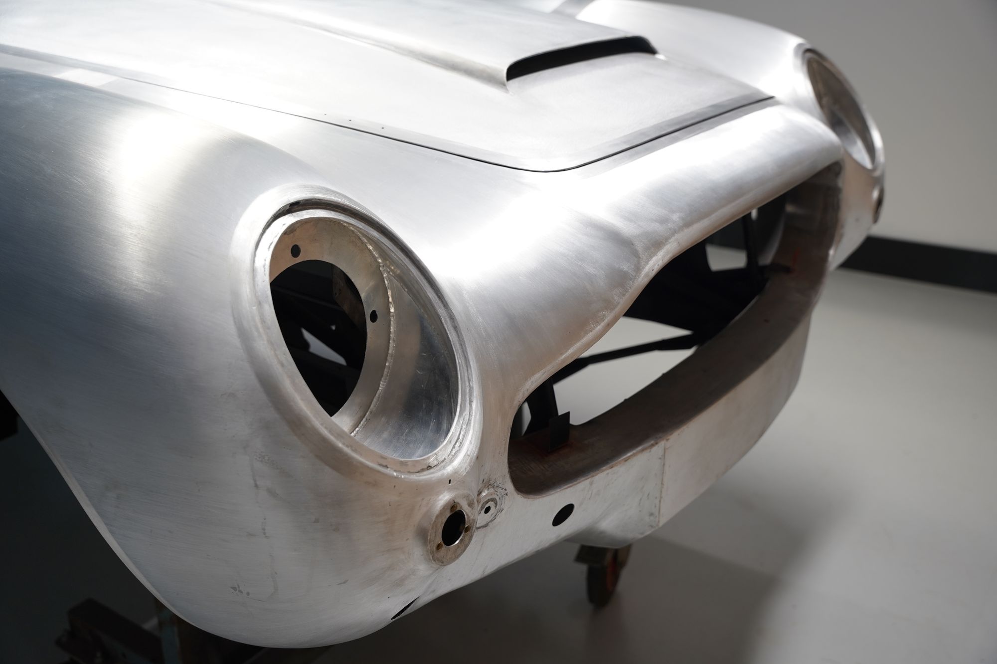 1967 Aston Martin DB6 Restoration