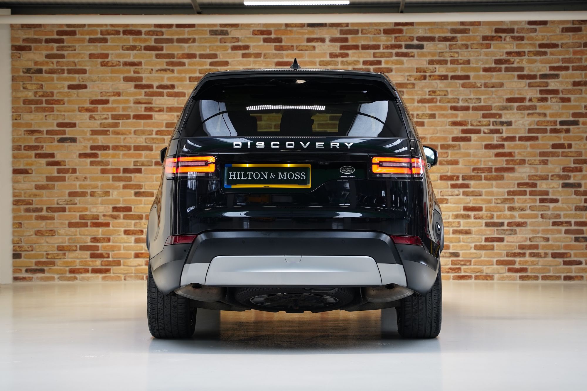 2018 Land Rover Discovery HSE Luxury