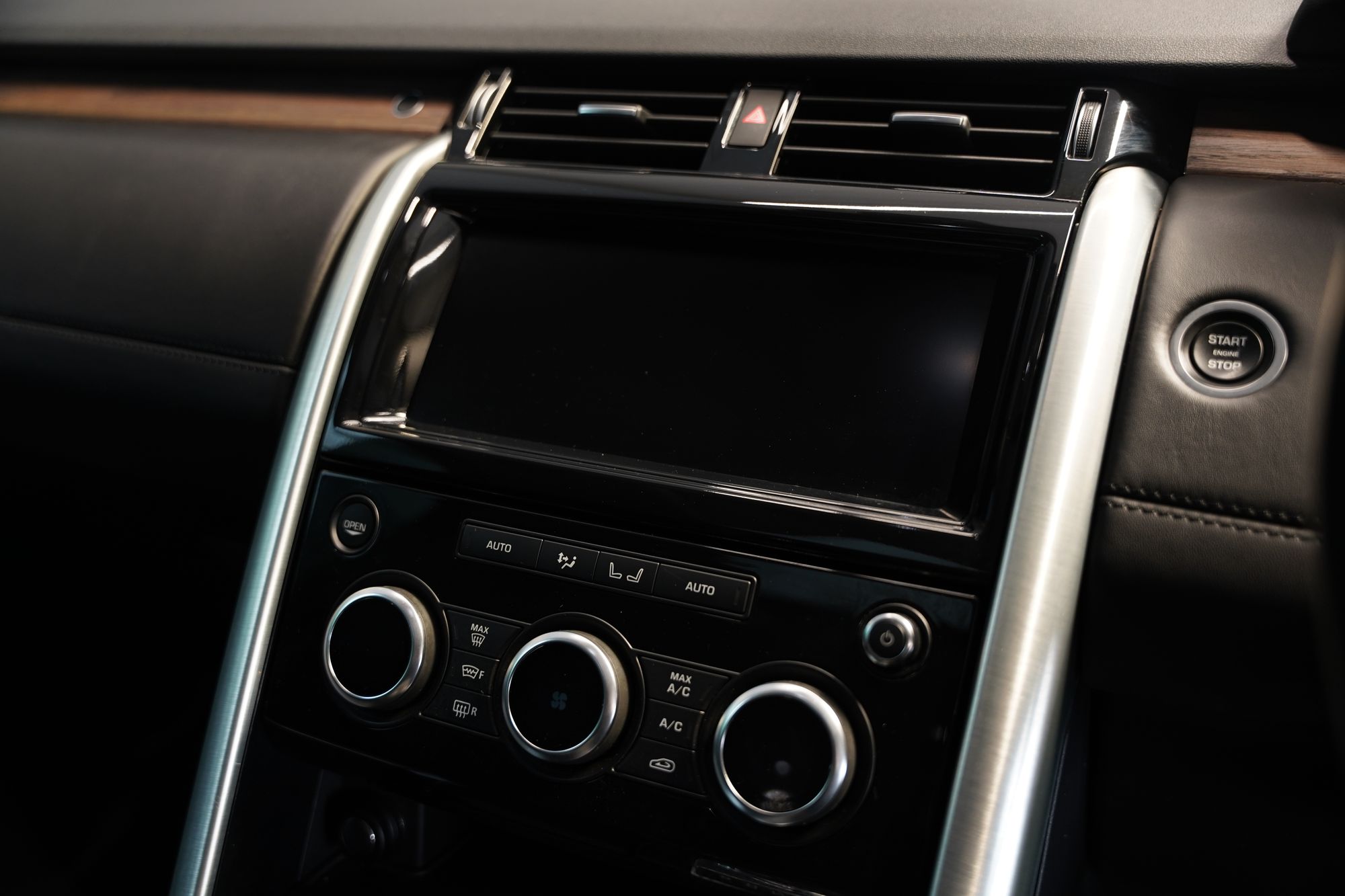 2018 Land Rover Discovery HSE Luxury