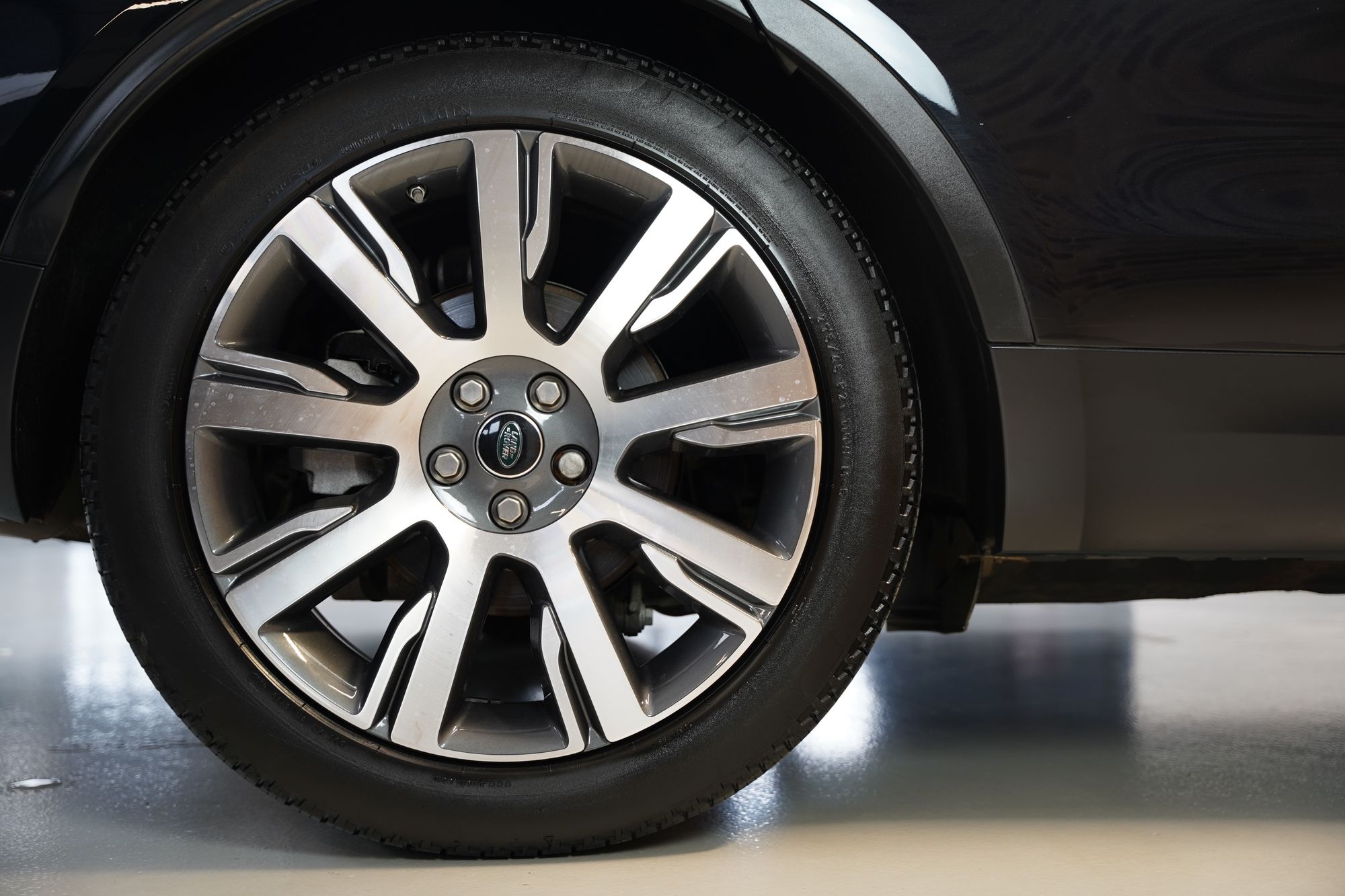 2018 Land Rover Discovery HSE Luxury