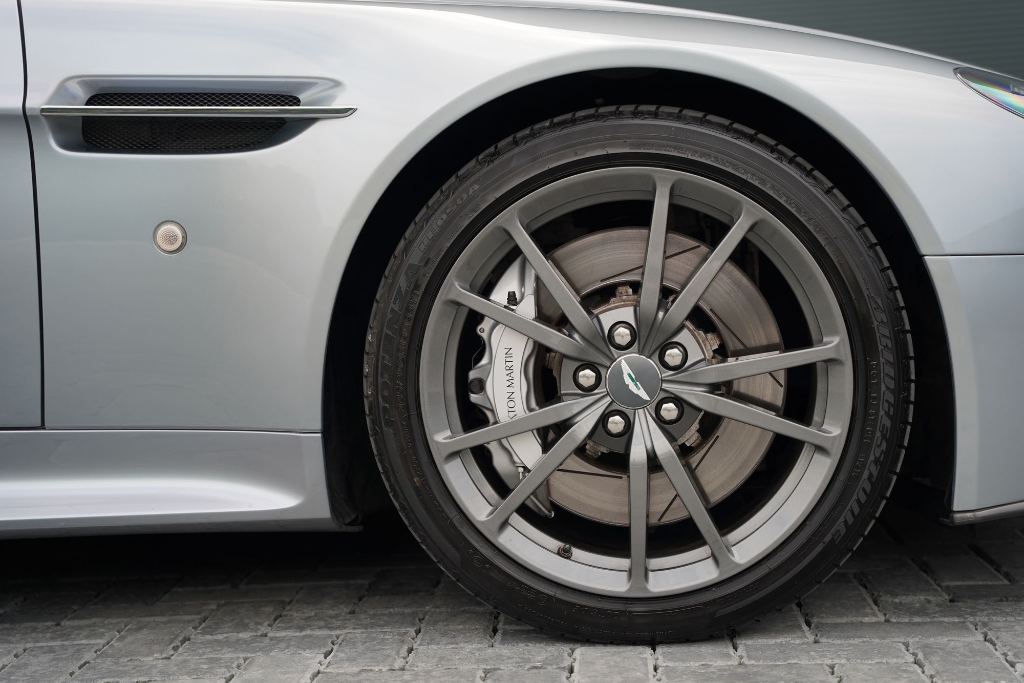 2015 Aston Martin V8 Vantage N430