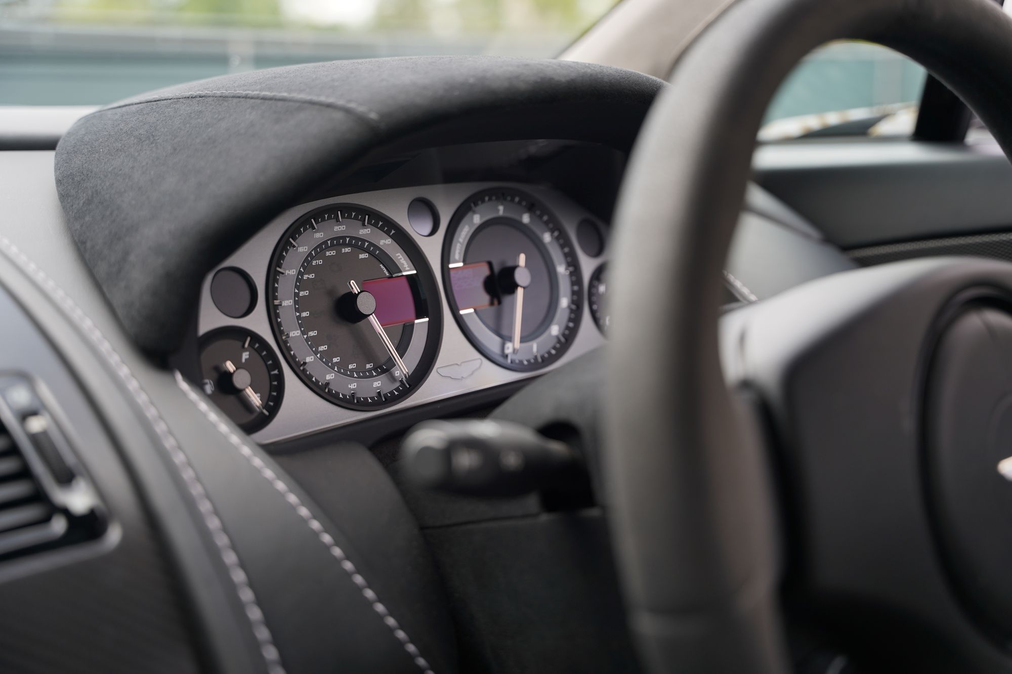 2015 Aston Martin V8 Vantage N430