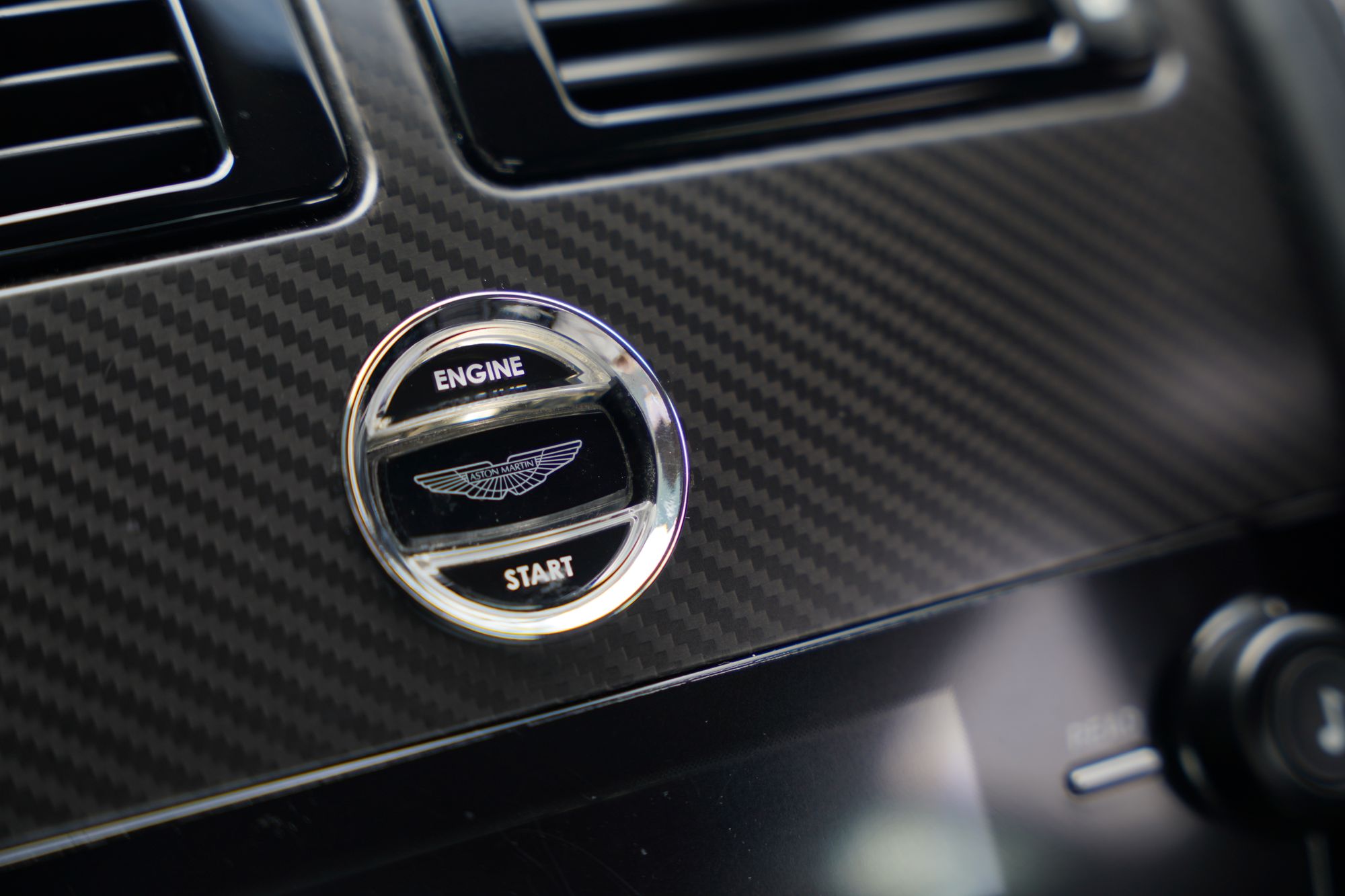 2015 Aston Martin V8 Vantage N430