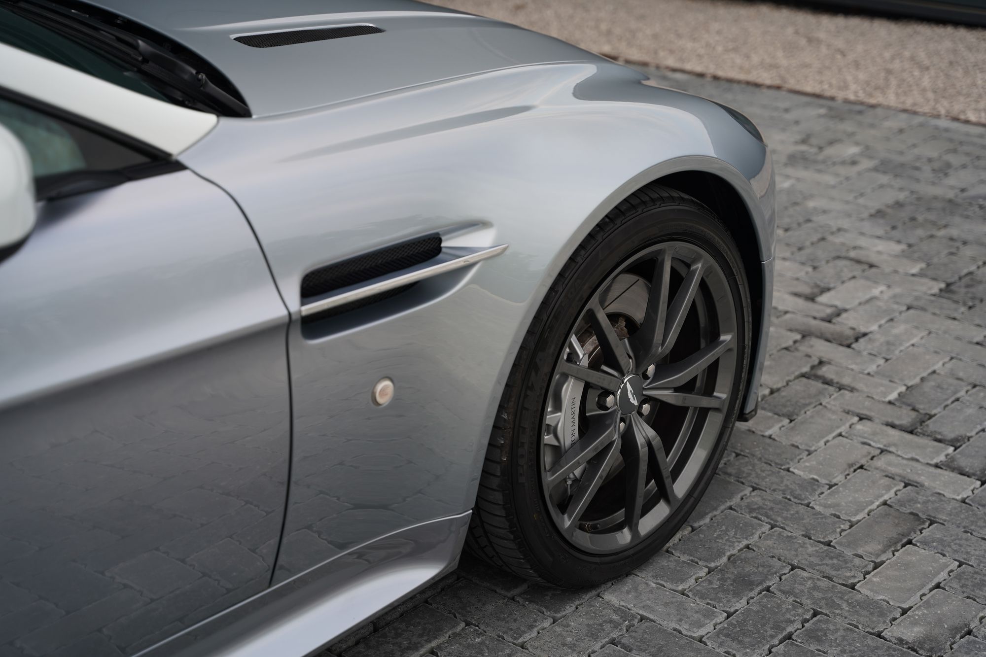 2015 Aston Martin V8 Vantage N430