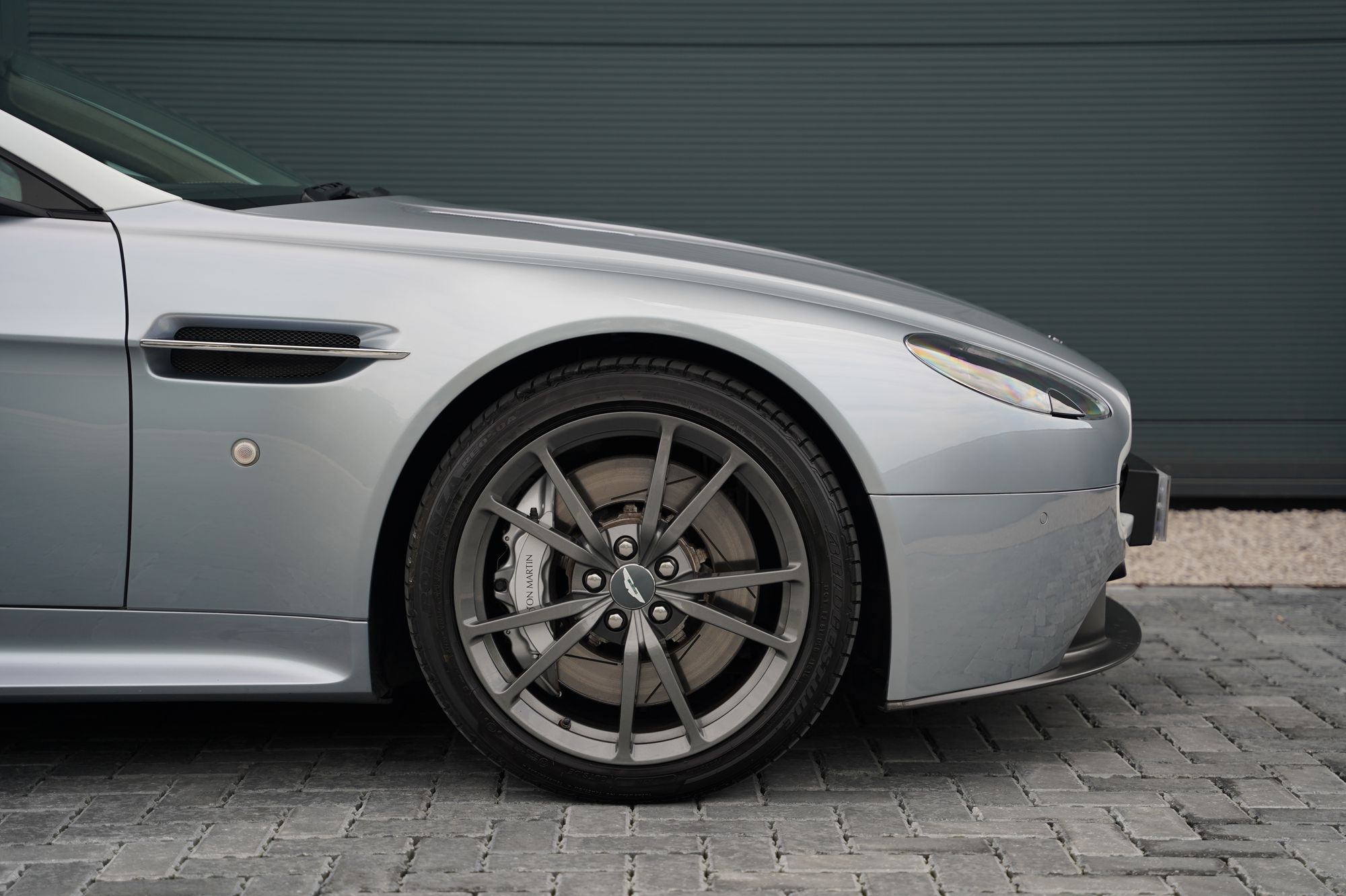 2015 Aston Martin V8 Vantage N430