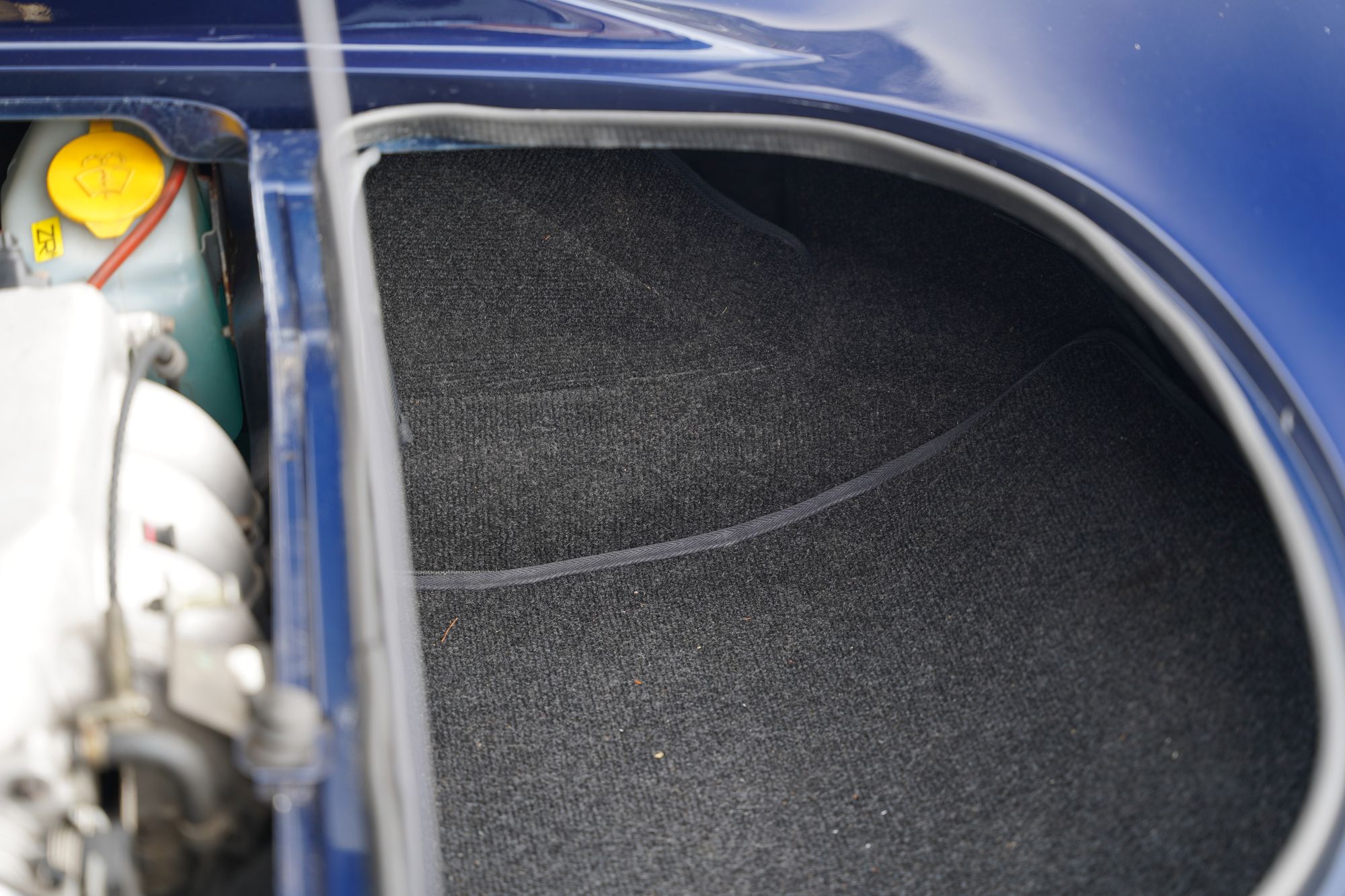 2004 Lotus Elise S2 111S