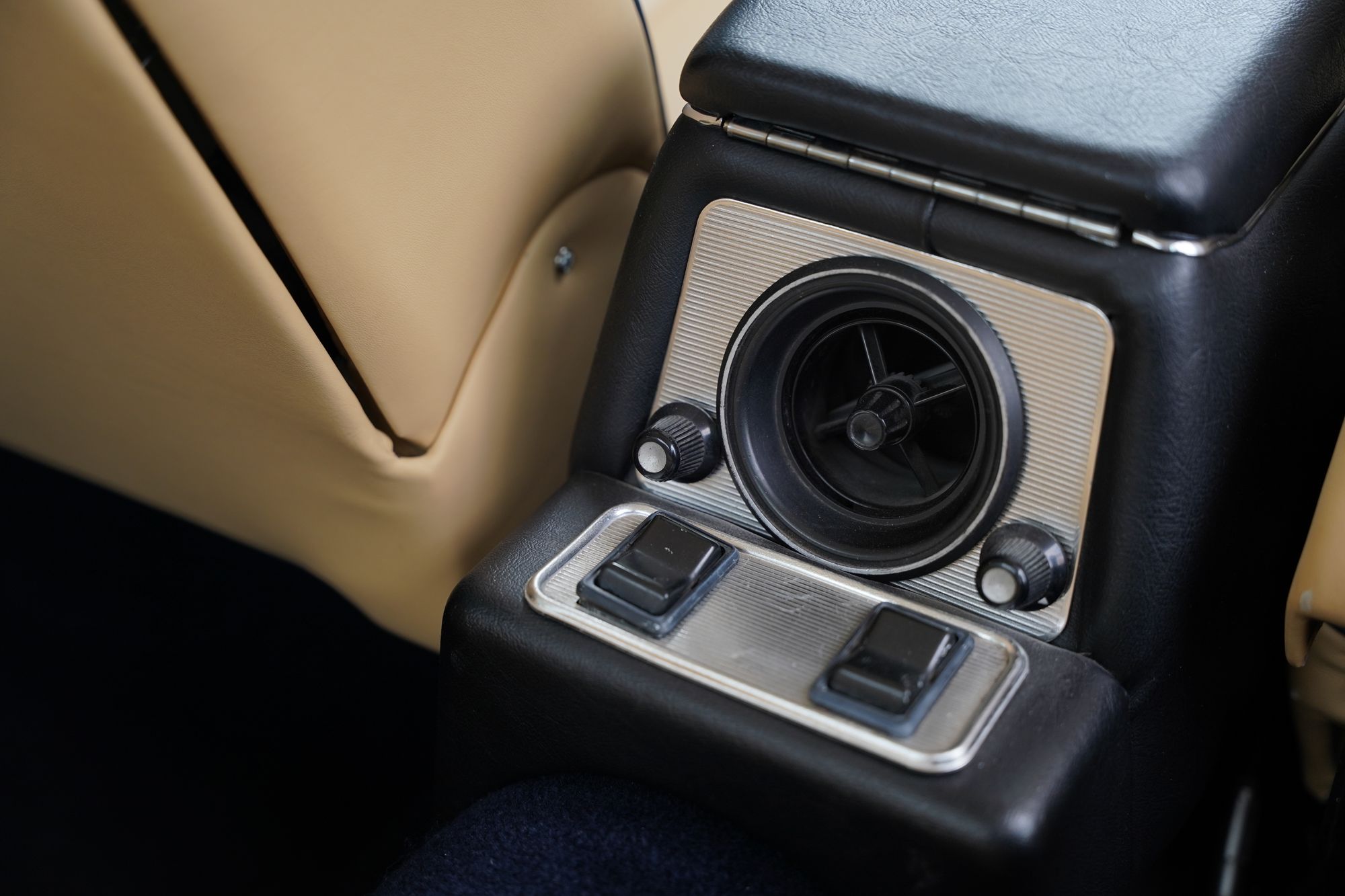 1975 Daimler Sovereign XJ6 Two-Door Coupe