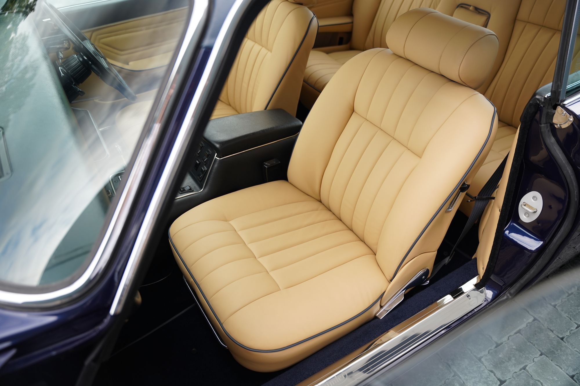 1975 Daimler Sovereign XJ6 Two-Door Coupe
