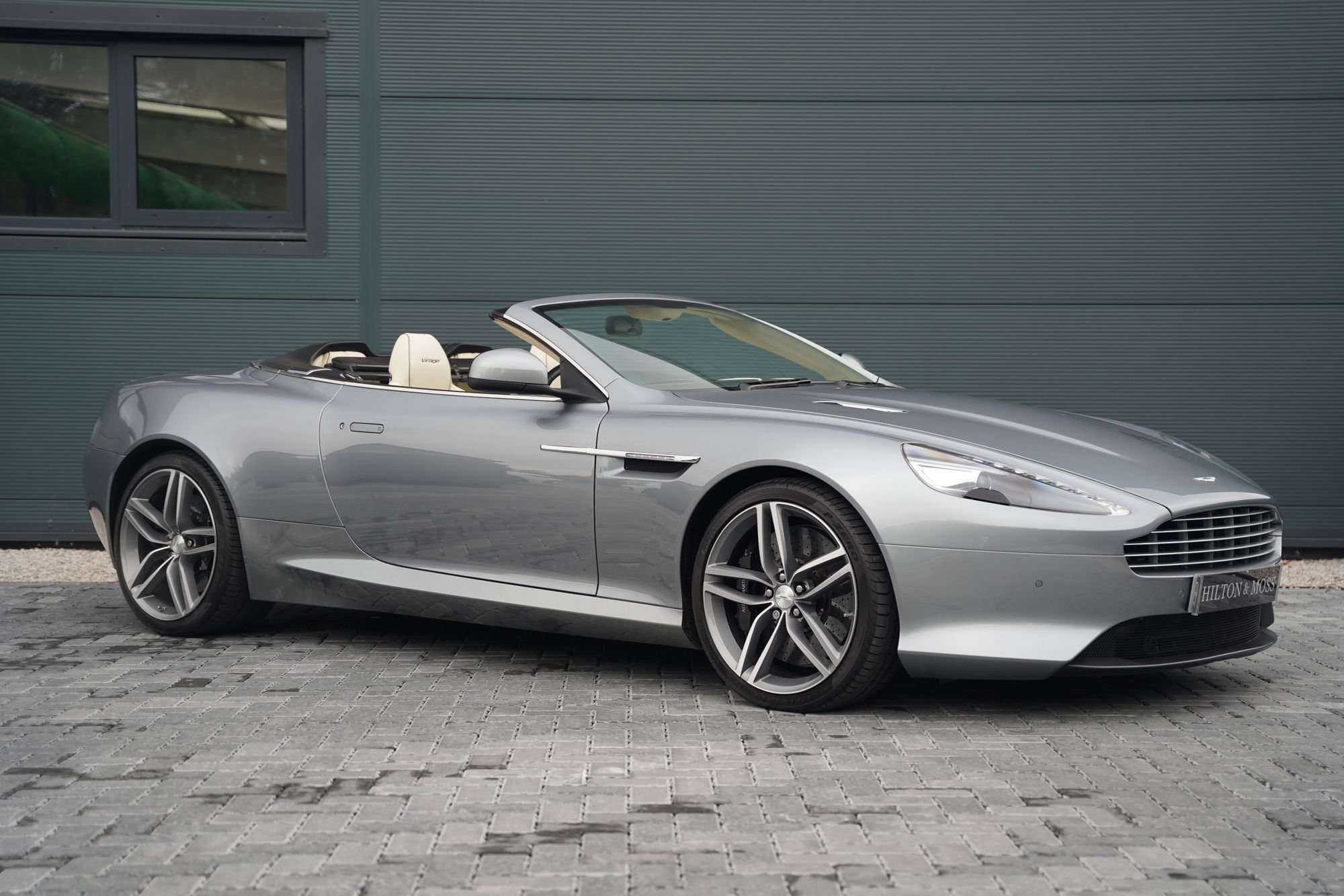 2011 Aston Martin Virage Volante