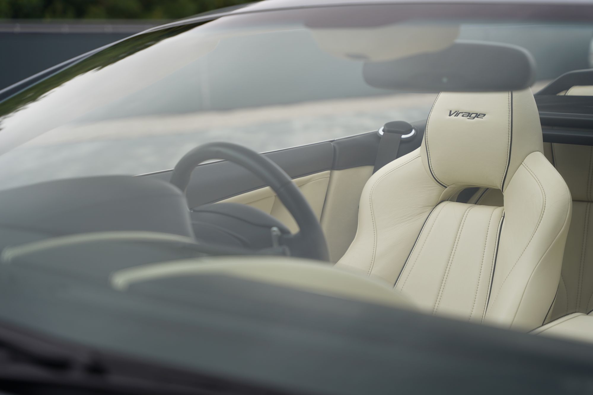 2011 Aston Martin Virage Volante