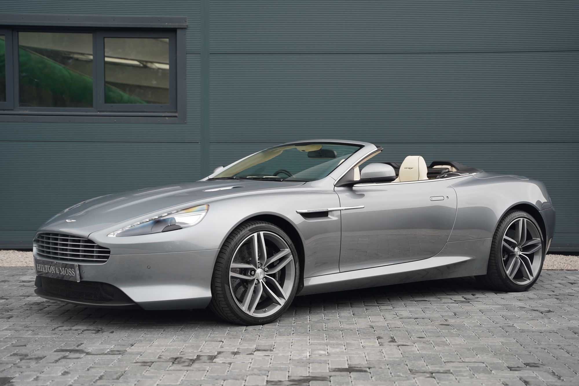 2011 Aston Martin Virage Volante