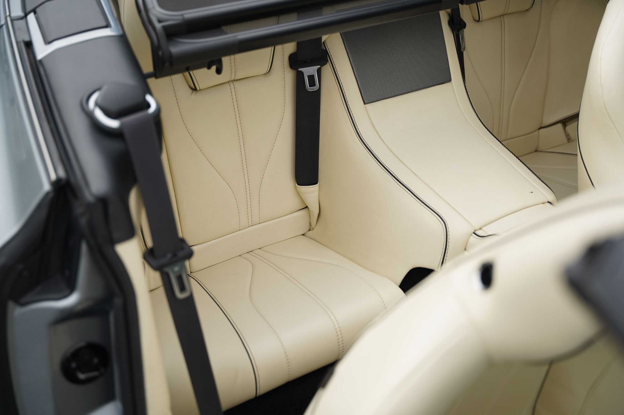 2011 Aston Martin Virage Volante