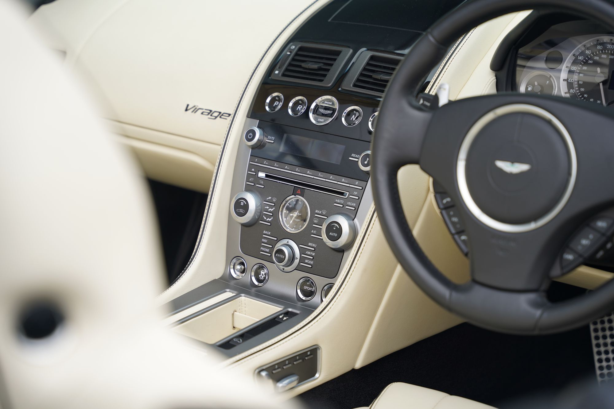 2011 Aston Martin Virage Volante