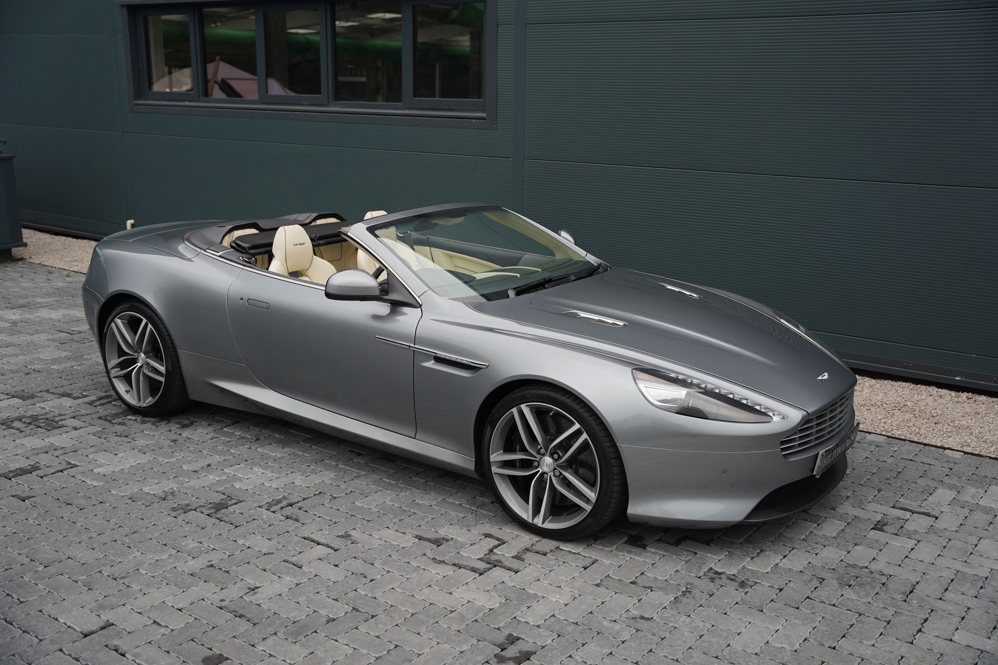 2011 Aston Martin Virage Volante