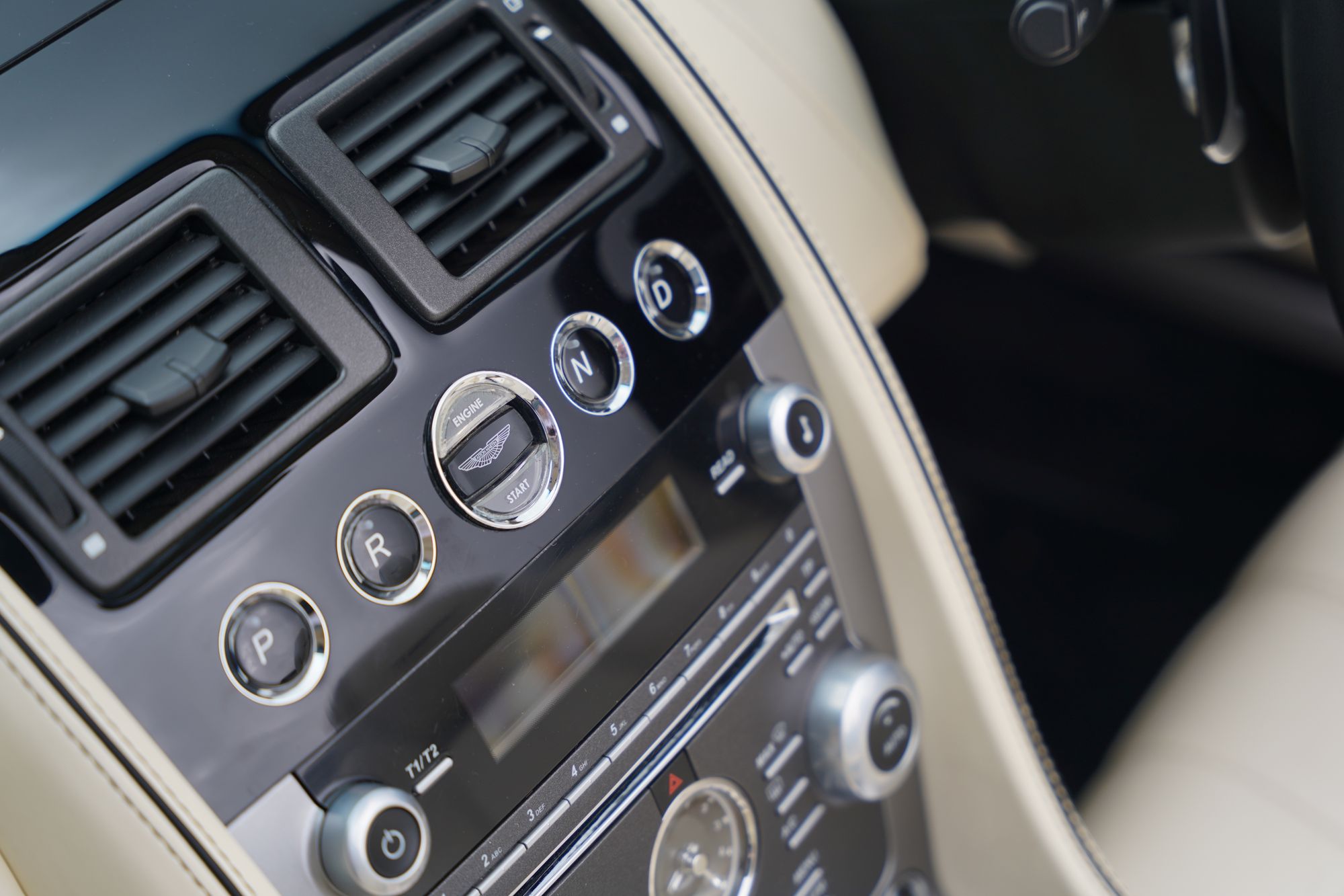 2011 Aston Martin Virage Volante