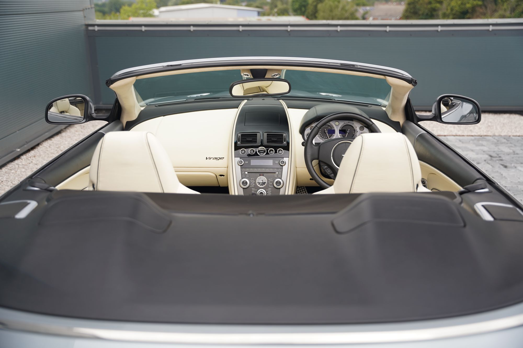 2011 Aston Martin Virage Volante