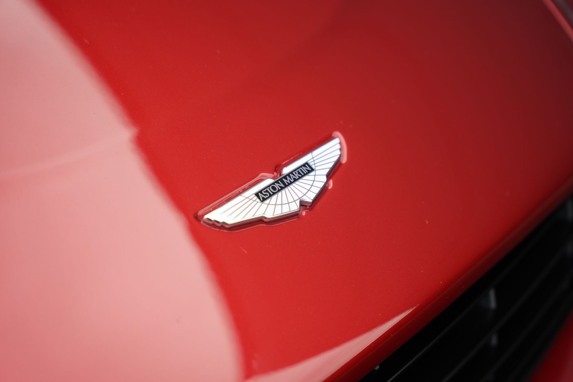 2012 Aston Martin V12 Vantage Roadster (Manual)