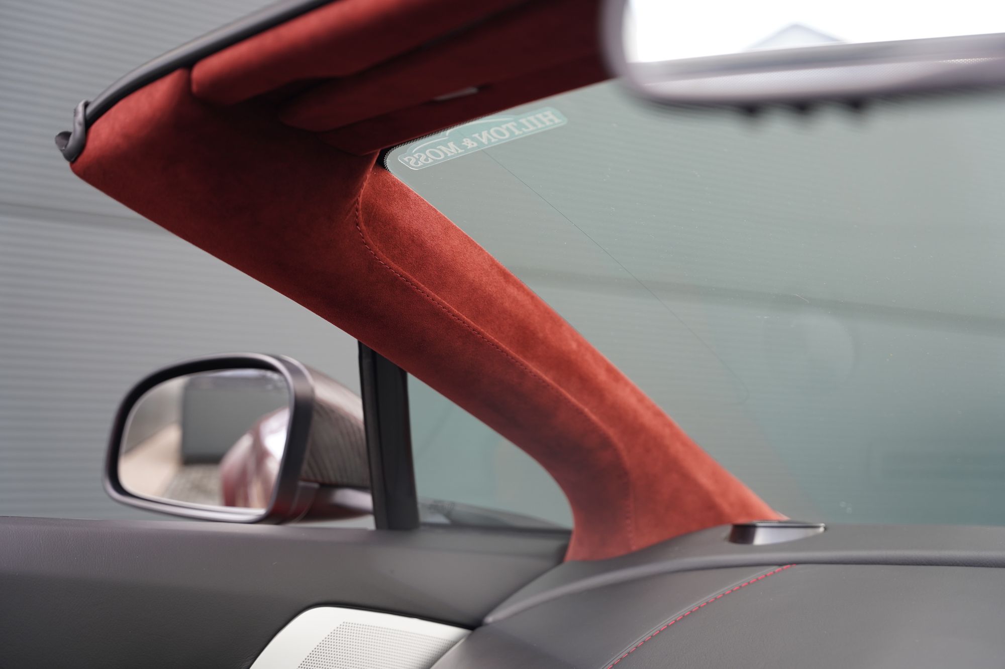 2012 Aston Martin V12 Vantage Roadster (Manual)