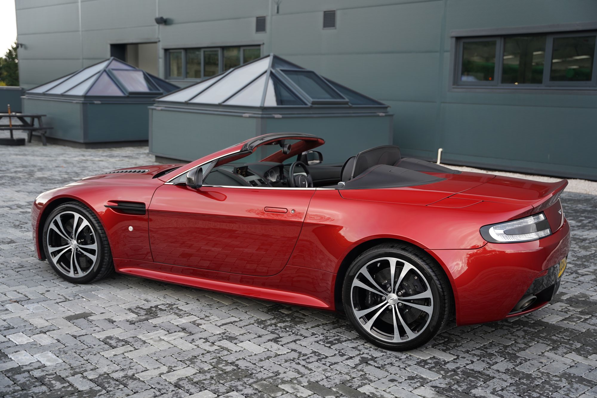 2012 Aston Martin V12 Vantage Roadster (Manual)