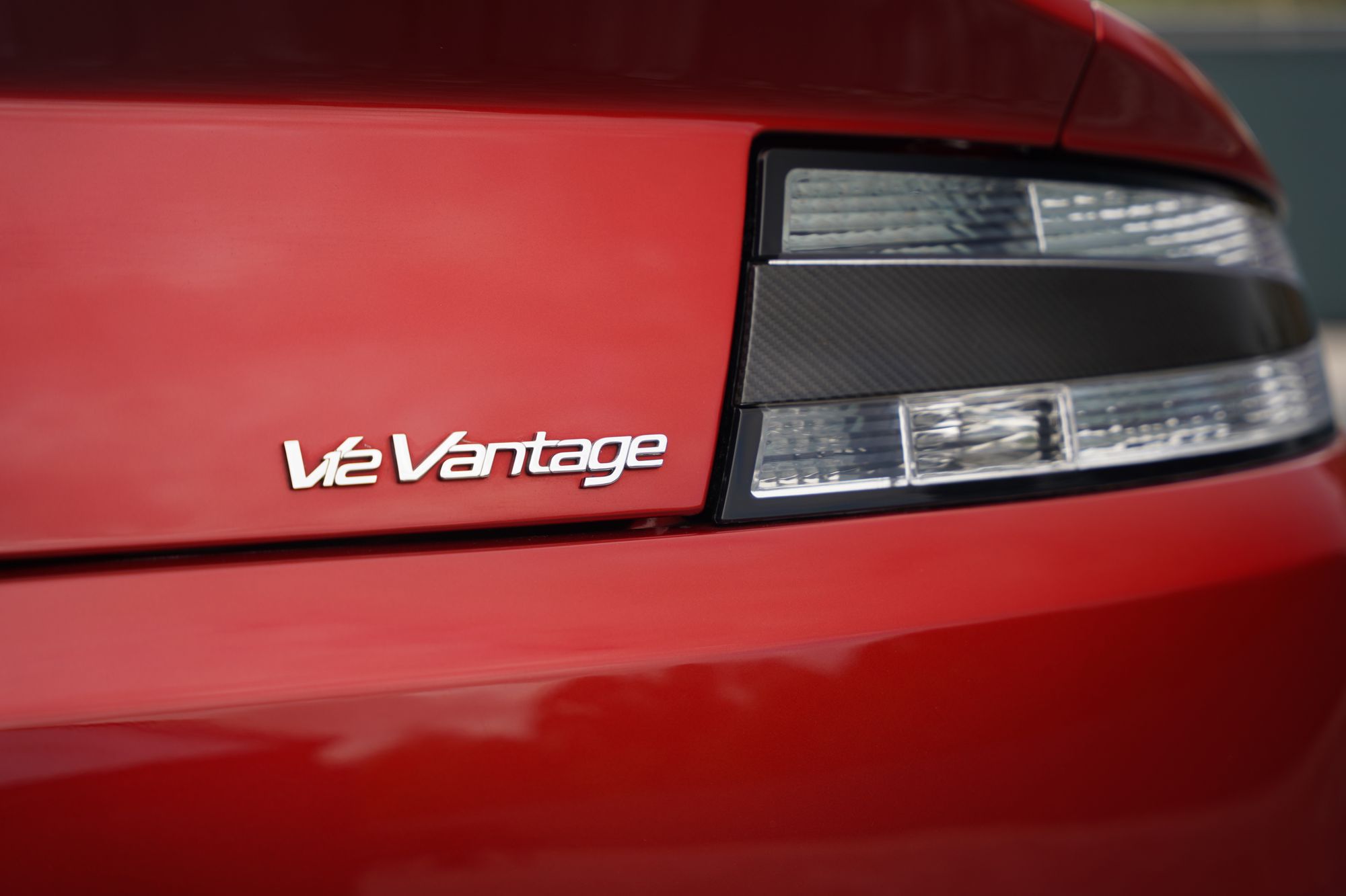 2012 Aston Martin V12 Vantage Roadster (Manual)