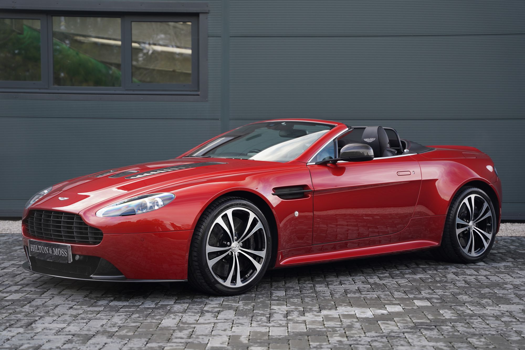 2012 Aston Martin V12 Vantage Roadster (Manual)