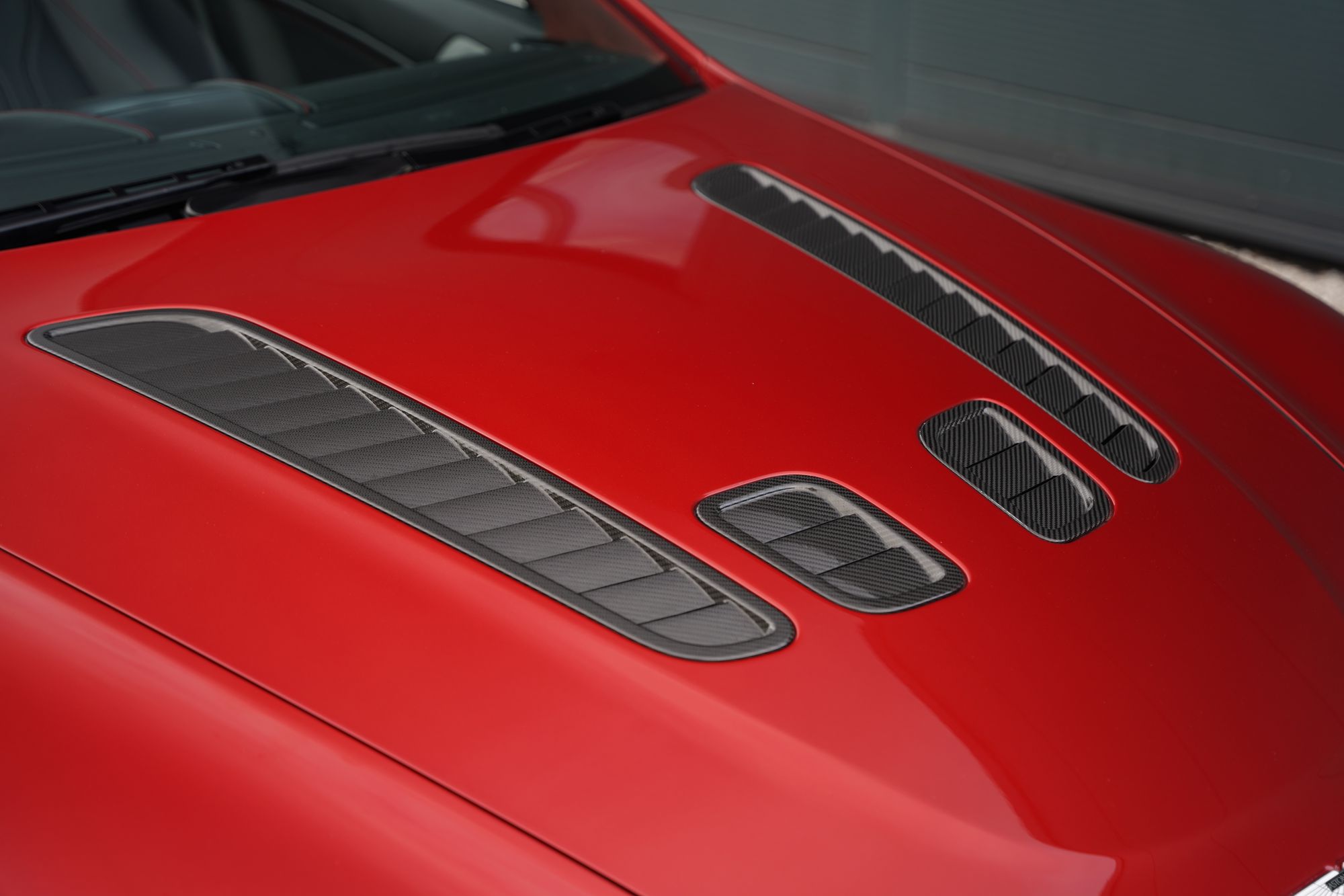 2012 Aston Martin V12 Vantage Roadster (Manual)