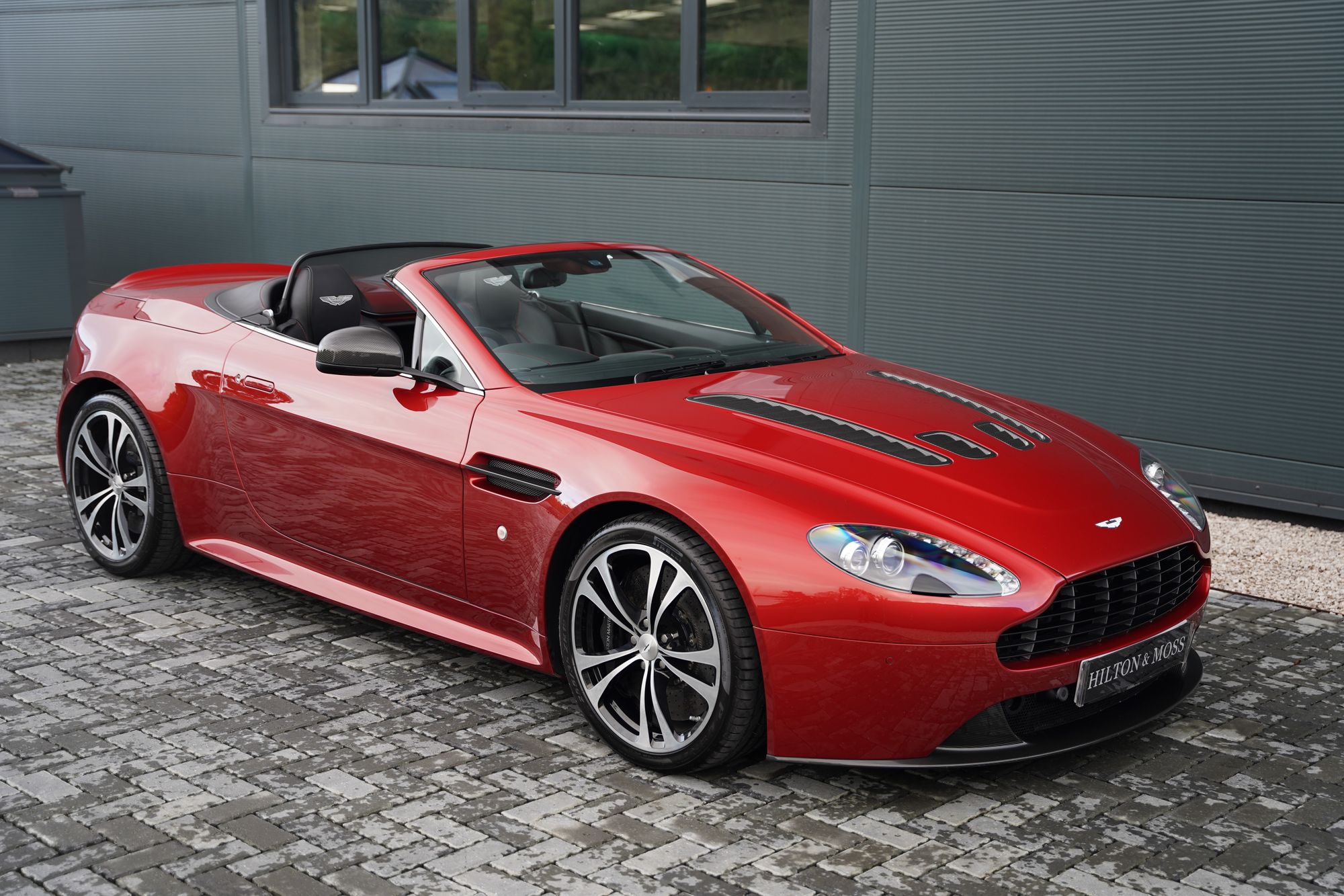 2012 Aston Martin V12 Vantage Roadster (Manual)
