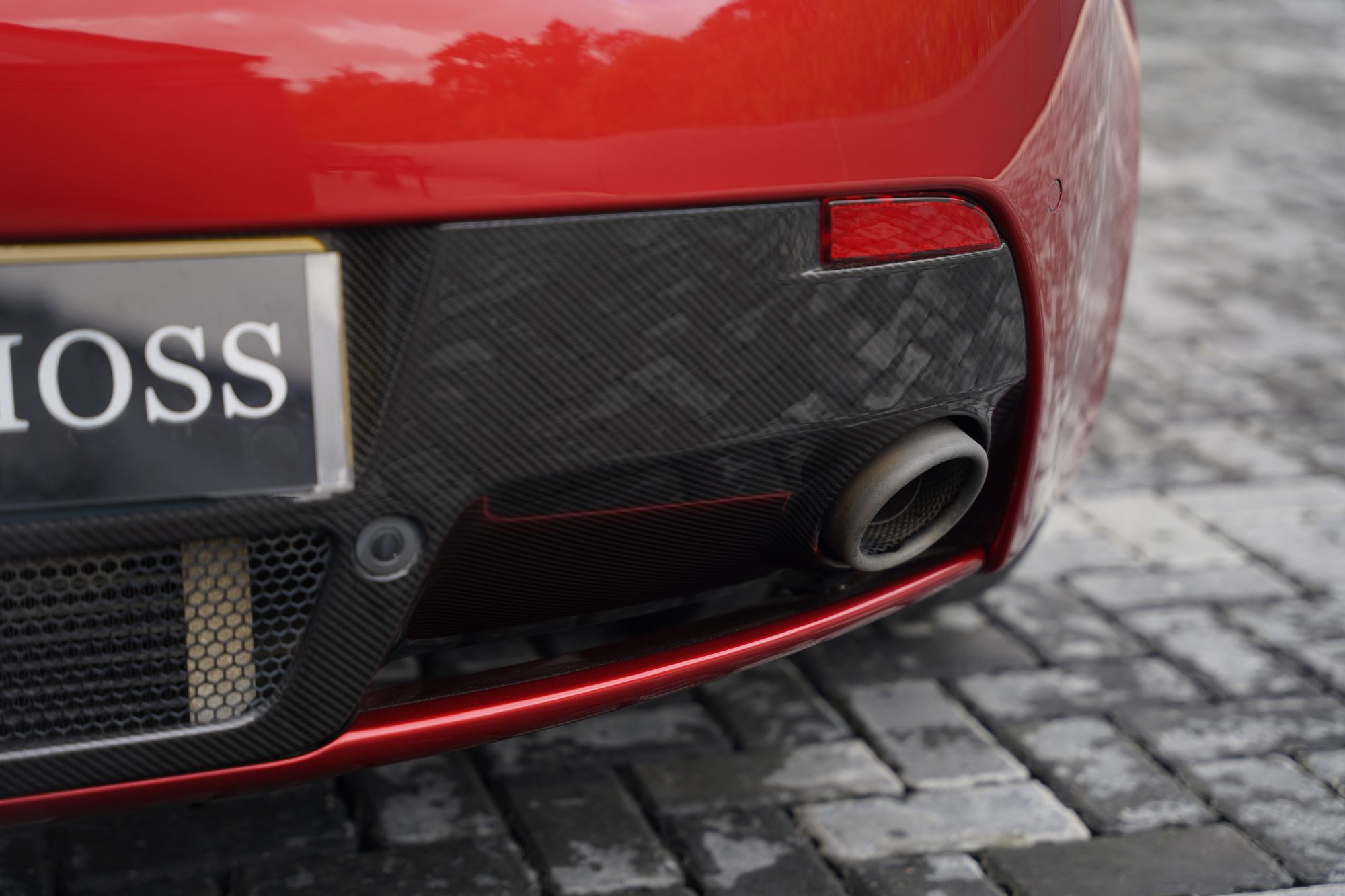 2012 Aston Martin V12 Vantage Roadster (Manual)