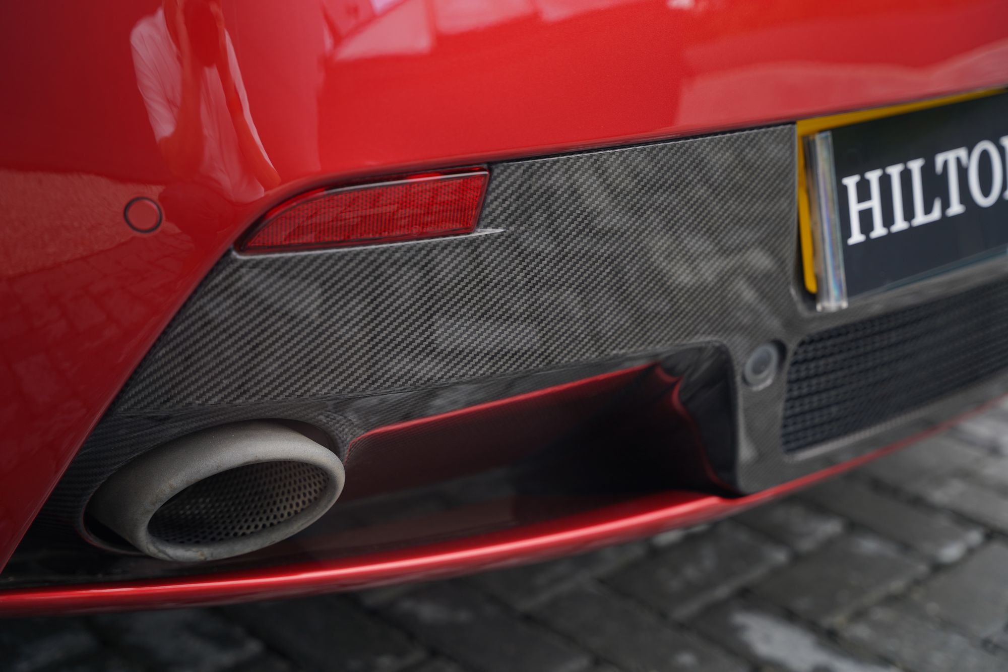 2012 Aston Martin V12 Vantage Roadster (Manual)