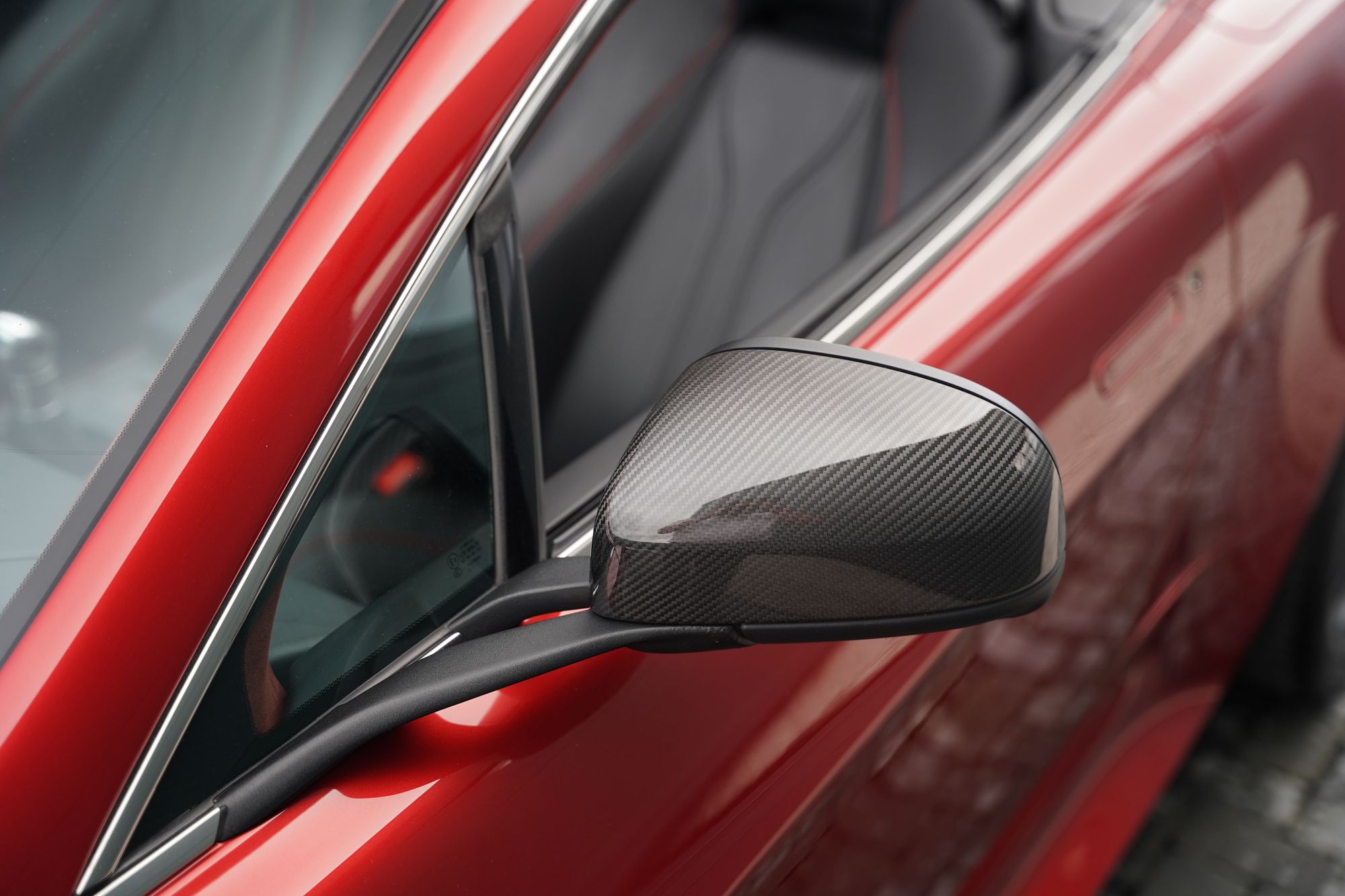 2012 Aston Martin V12 Vantage Roadster (Manual)