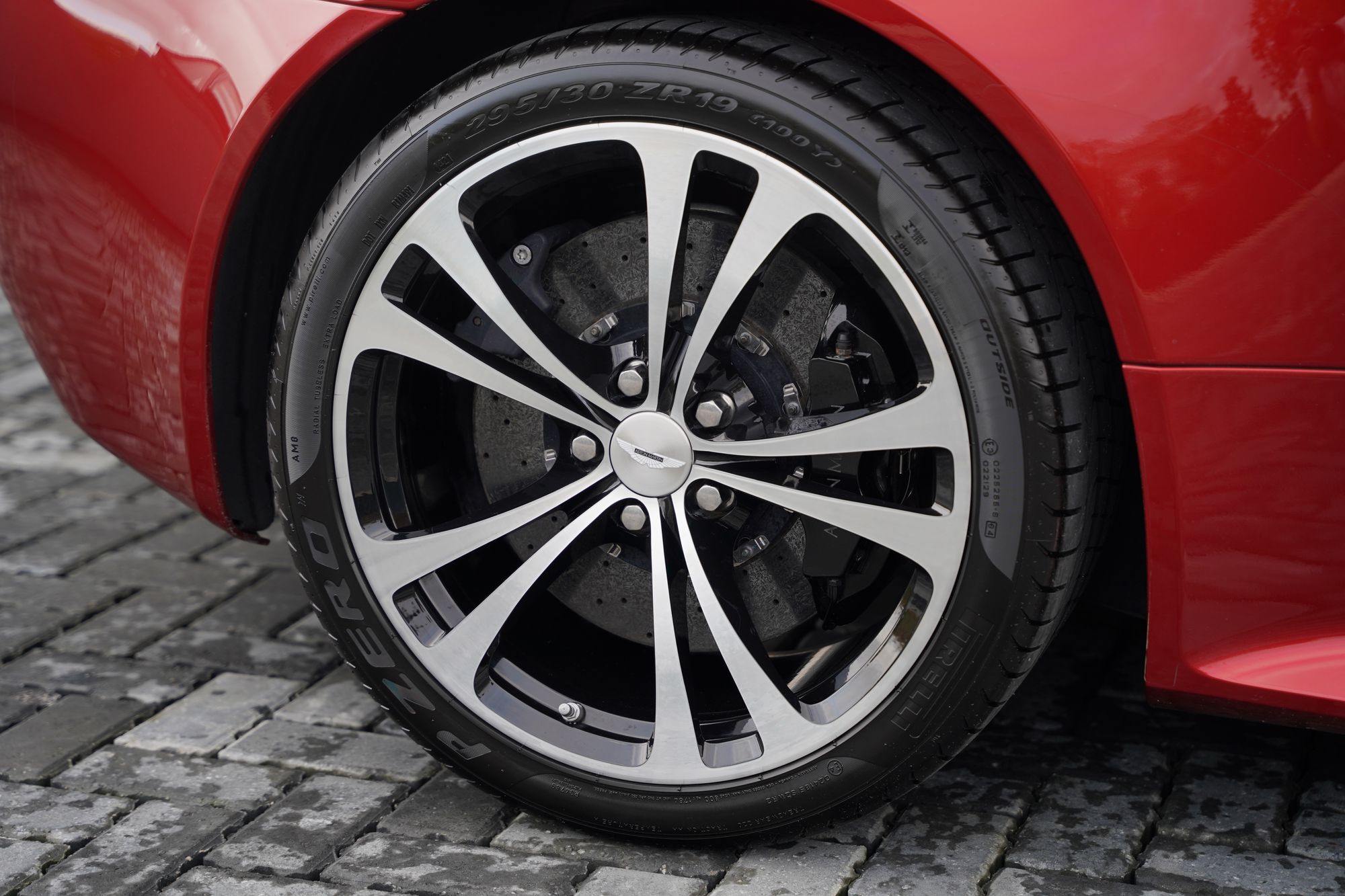 2012 Aston Martin V12 Vantage Roadster (Manual)