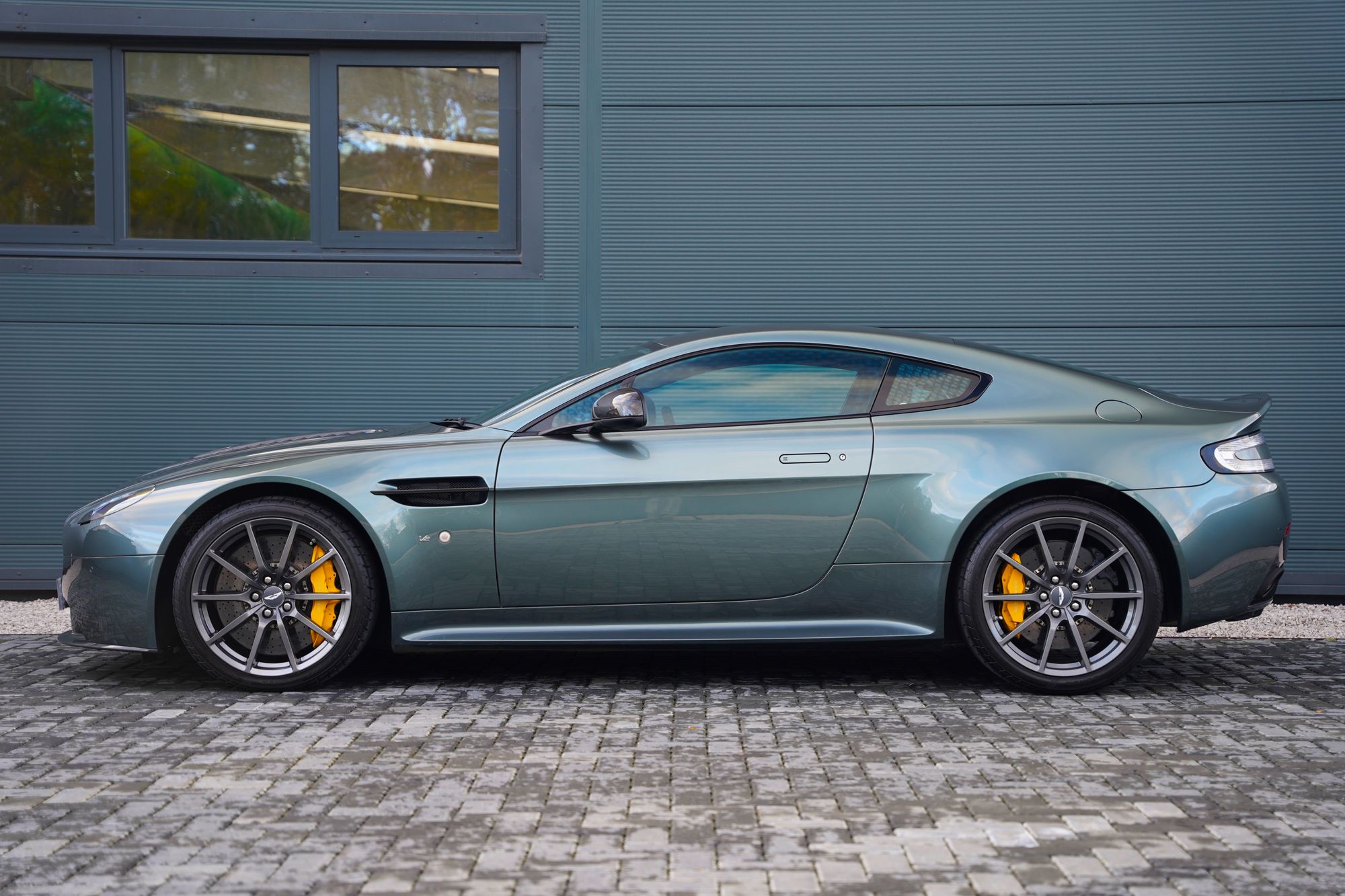 2017 Aston Martin V12 Vantage S - Manual with AMR Performance Pack