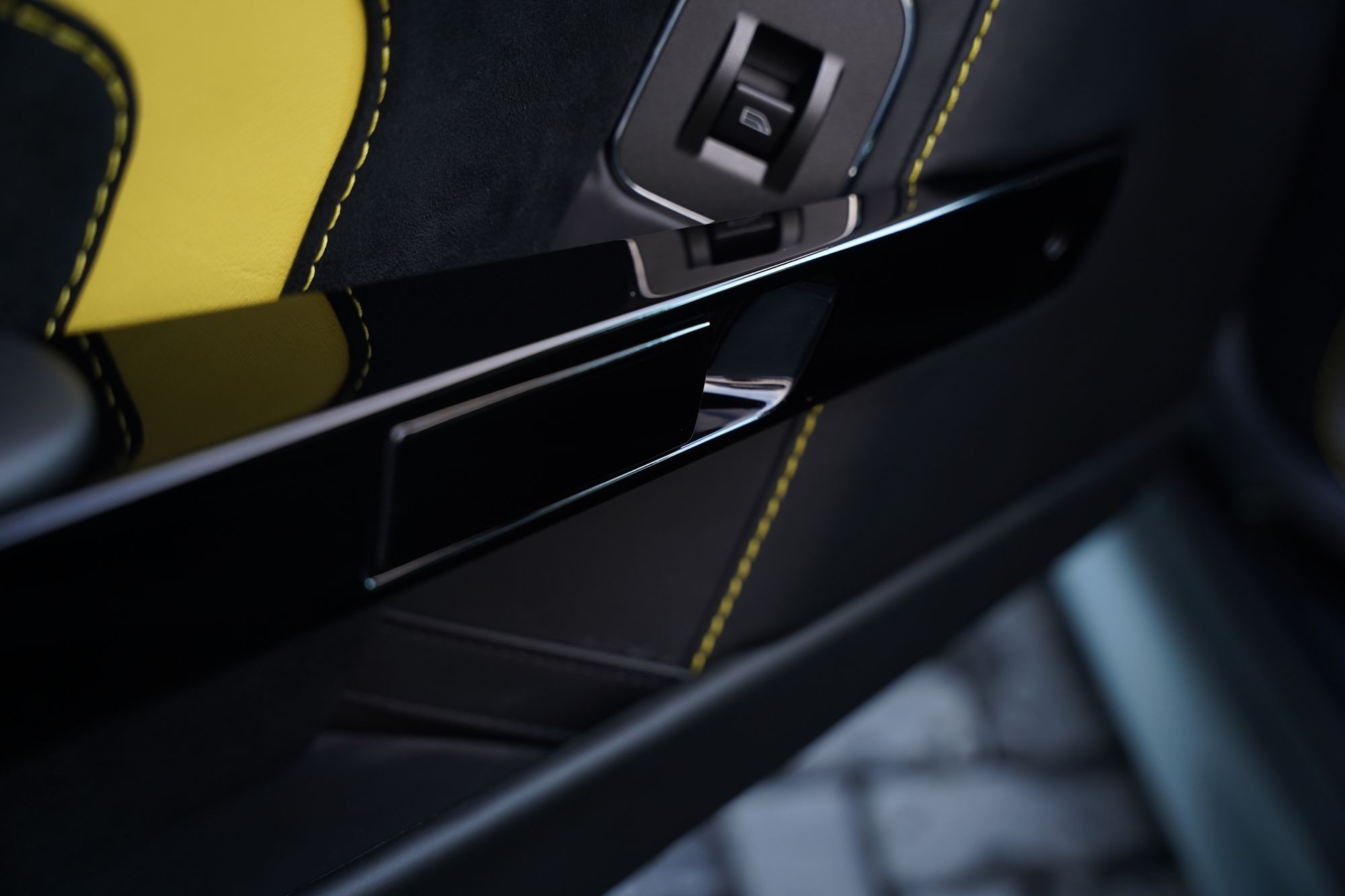 2017 Aston Martin V12 Vantage S - Manual with AMR Performance Pack