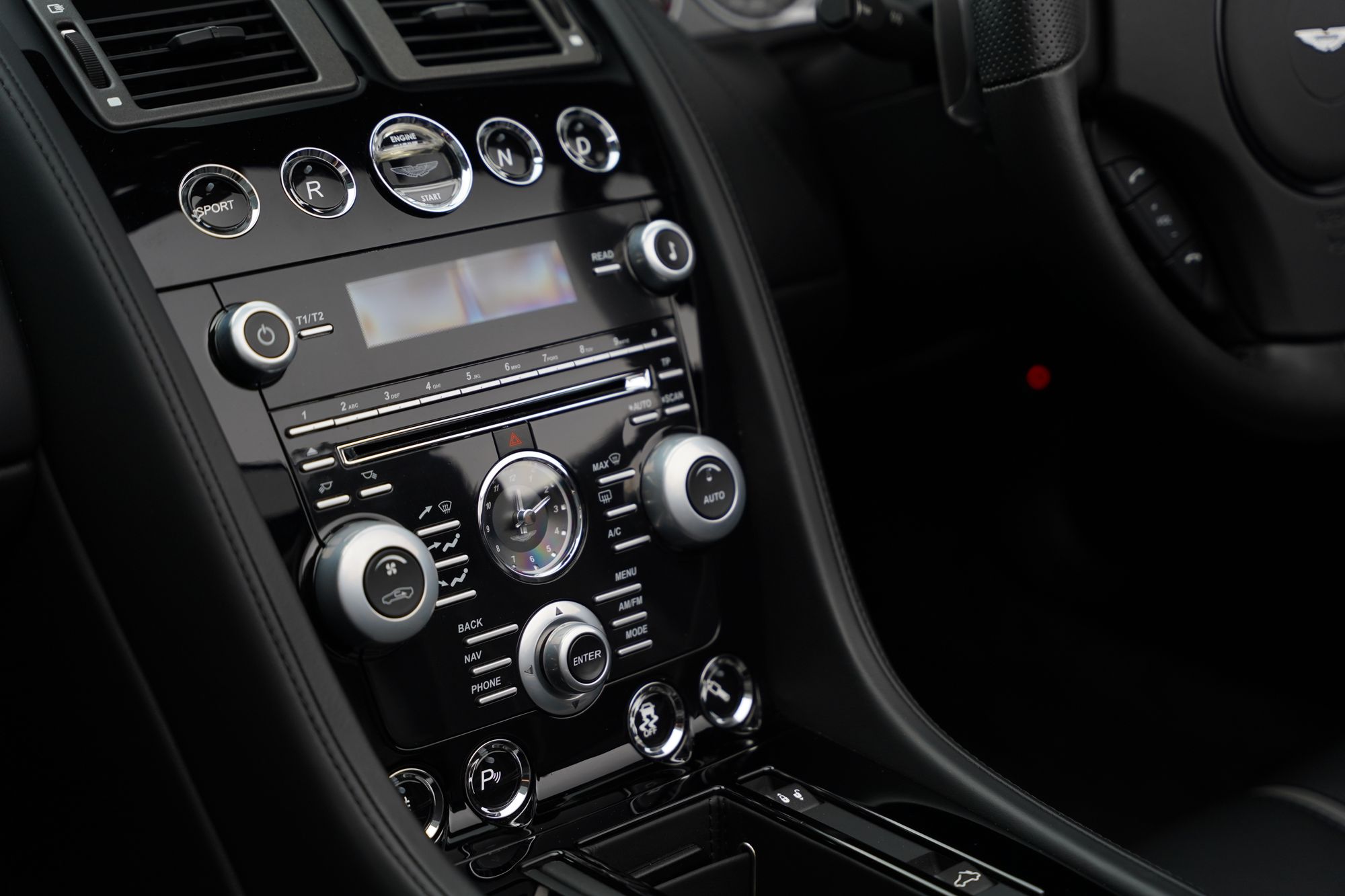 2015 Aston Martin V12 Vantage S Roadster